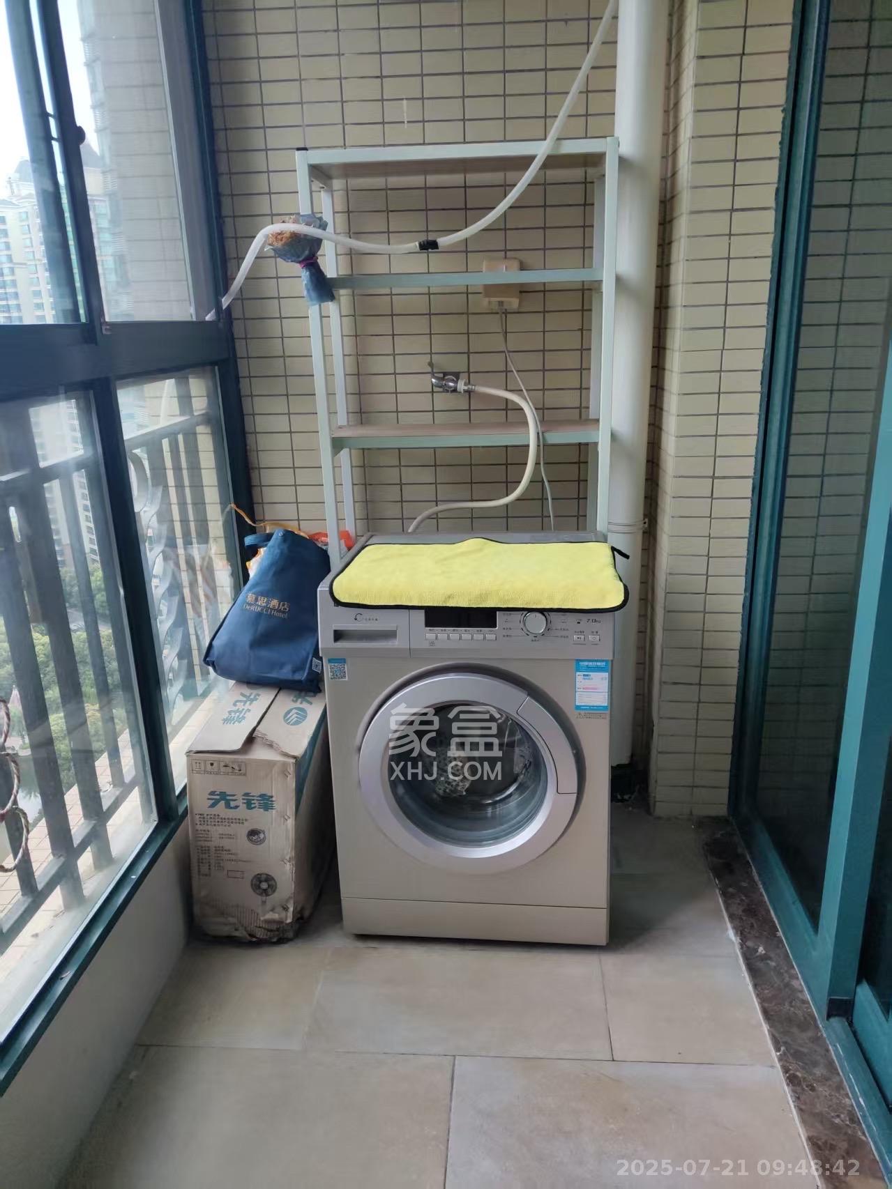 恒大绿洲 2室2厅1卫 2300.0元/月 恒大绿洲 2室2厅1卫 2300.0元/月室内图