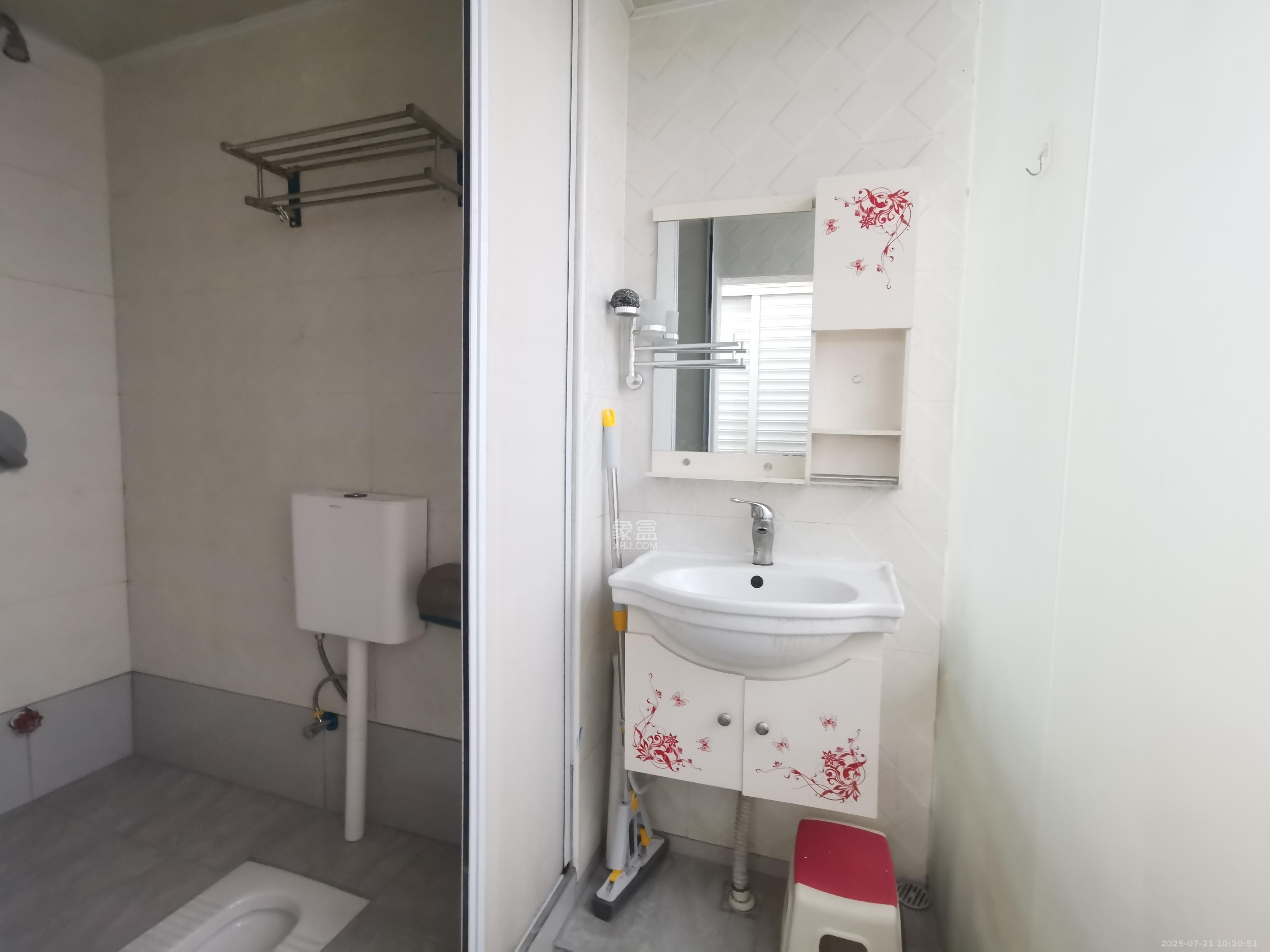 怡海星城 1室1厅1卫 900.0元/月 怡海星城 1室1厅1卫 900.0元/月室内图