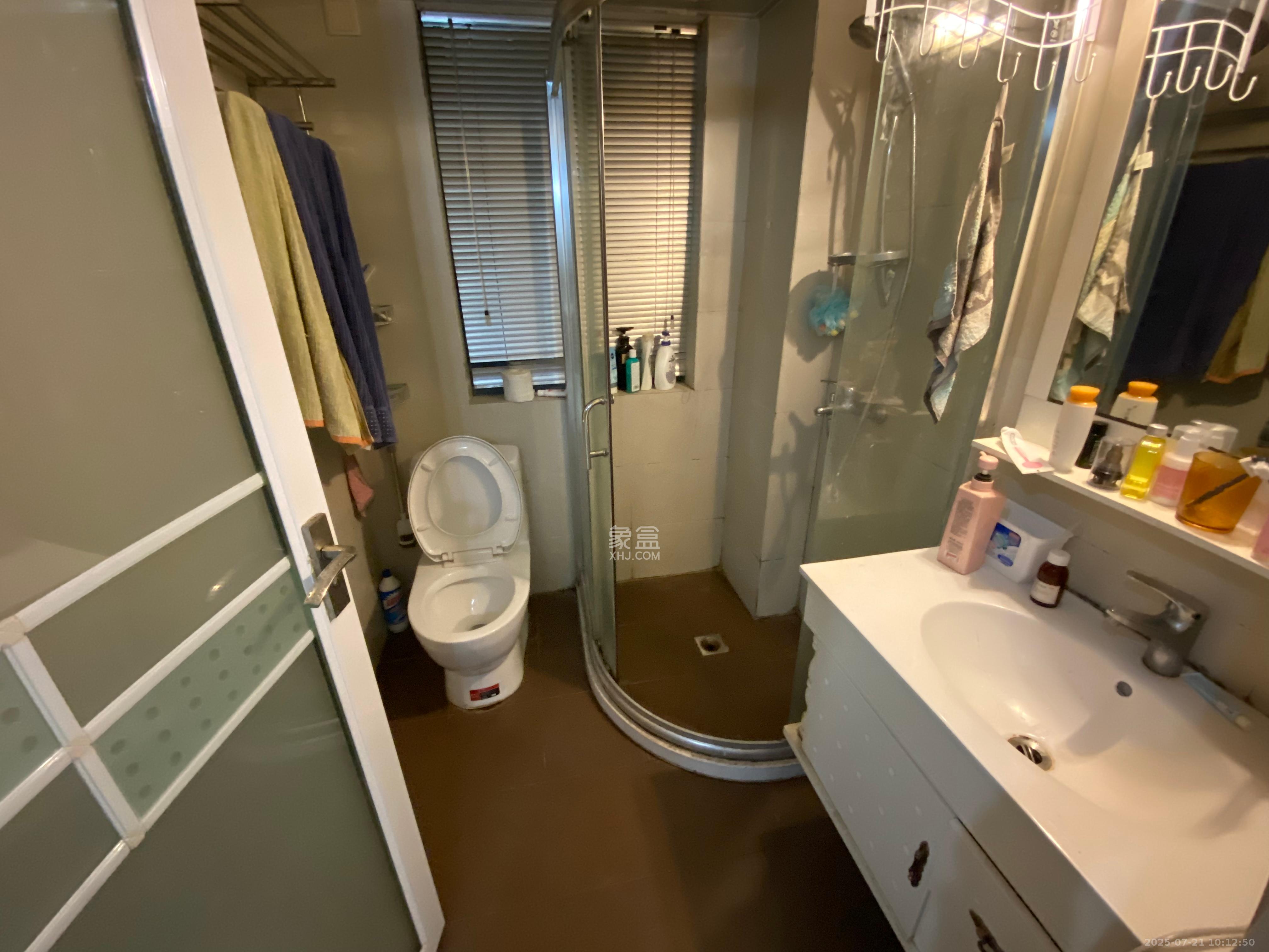 君庭金福苑 2室1厅1卫 2380.0元/月 君庭金福苑 2室1厅1卫 2380.0元/月室内图