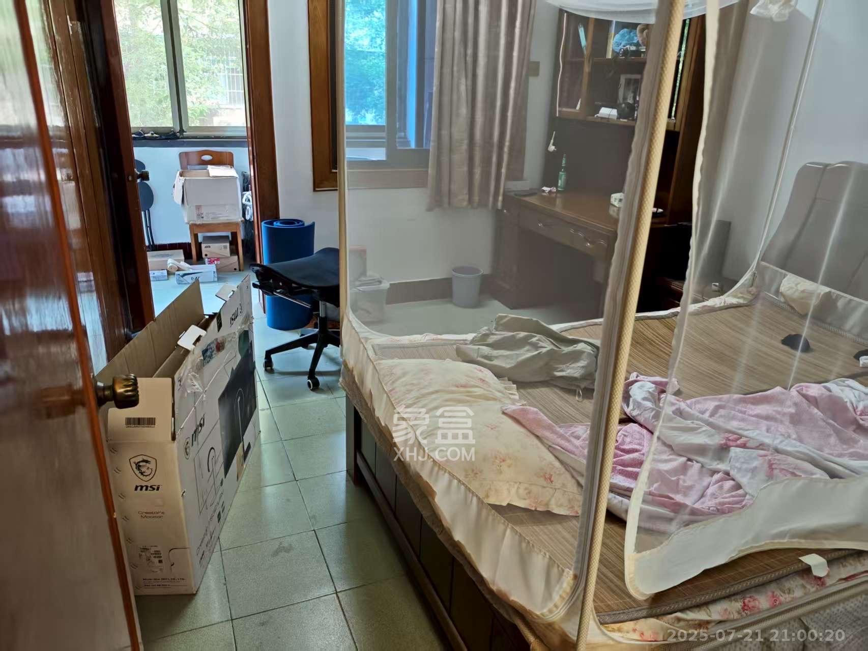 省水院宿舍 1室1厅1卫 1800.0元/月 省水院宿舍 1室1厅1卫 1800.0元/月室内图