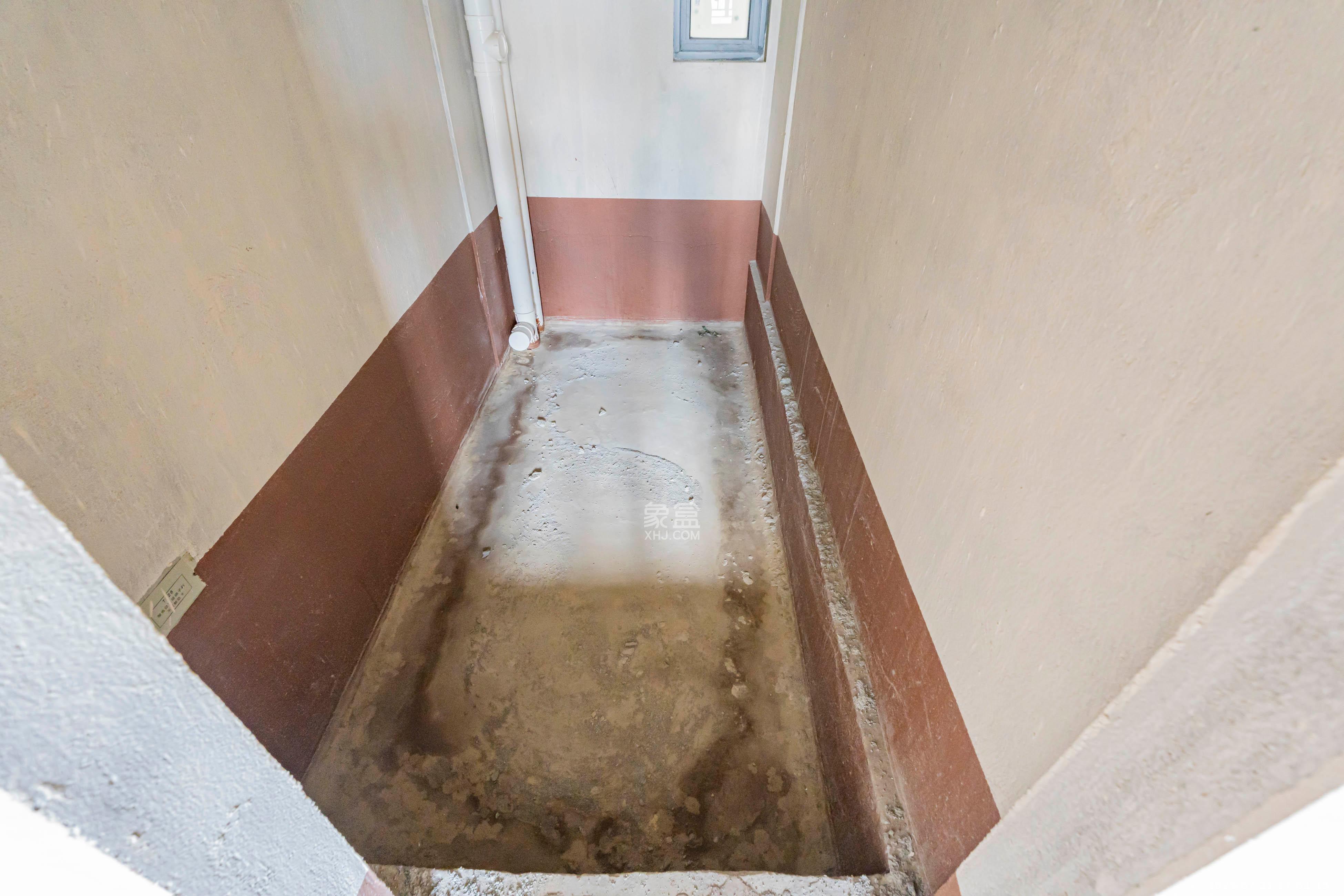 城发恒伟东风映1897  4室2厅2卫    200.0万卫生间