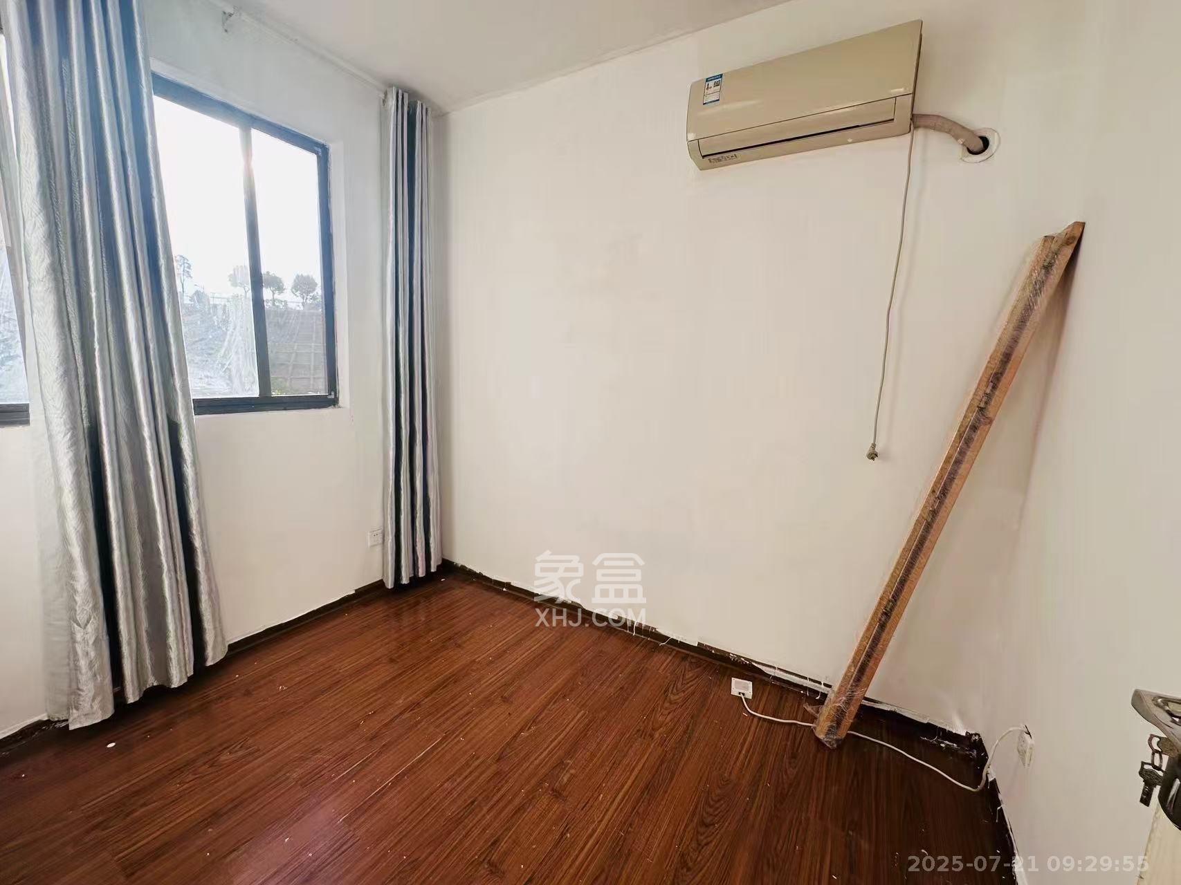 乾城(兴旺乾城)  3室2厅1卫    2000.0元/月 乾城(兴旺乾城)  3室2厅1卫    2000.0元/月室内图