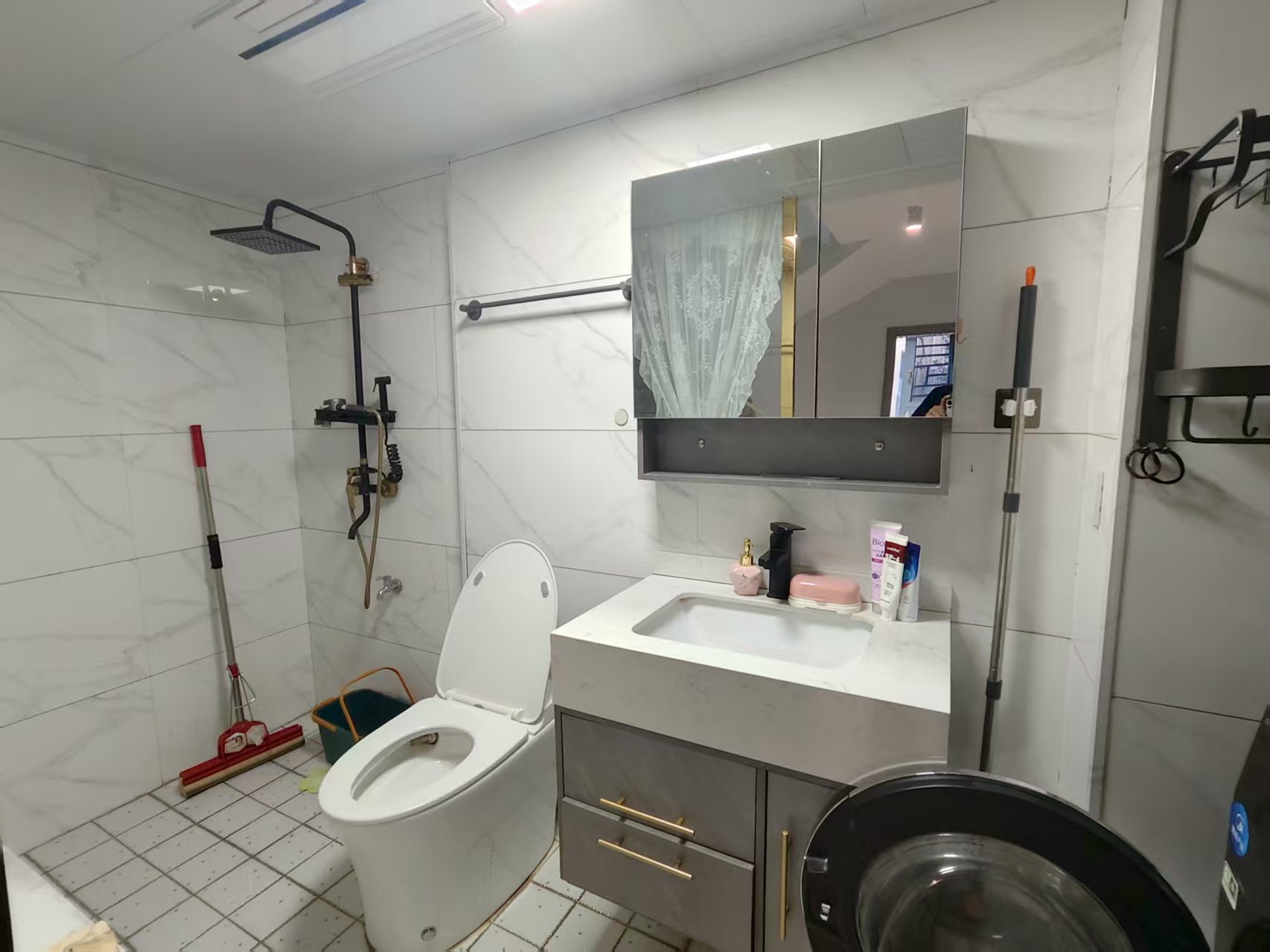 梓山豪苑 3室2厅2卫 1800.0元/月 梓山豪苑 3室2厅2卫 1800.0元/月室内图