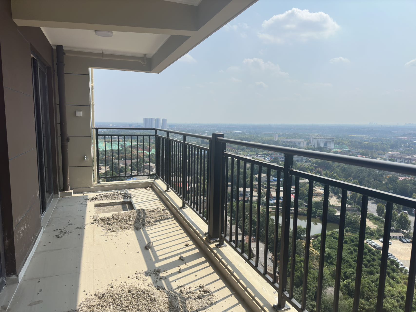 碧桂园华府(碧桂园五期)  3室2厅1卫    45.0万 碧桂园华府(碧桂园五期)  3室2厅1卫    45.0万室内图