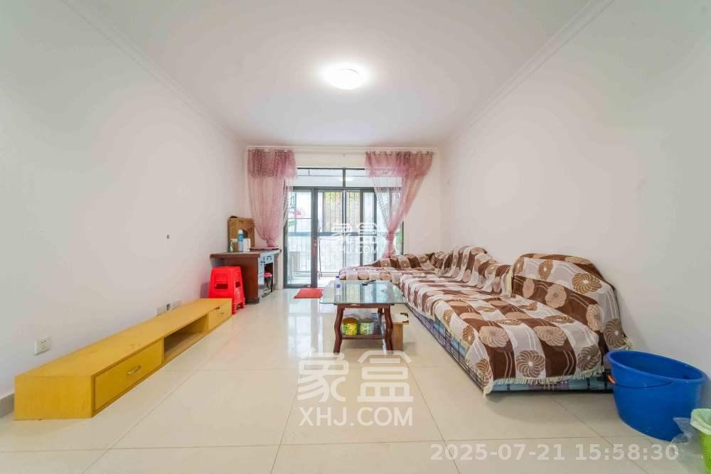 优山美地  4室2厅2卫    2500.0元/月室内图