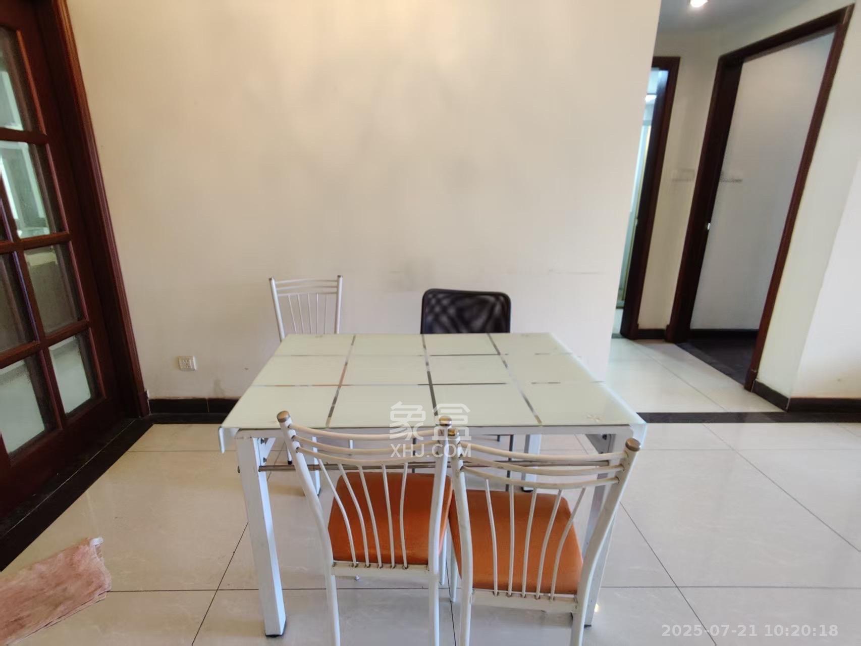 恒大绿洲 2室2厅1卫 2200.0元/月 恒大绿洲 2室2厅1卫 2200.0元/月室内图