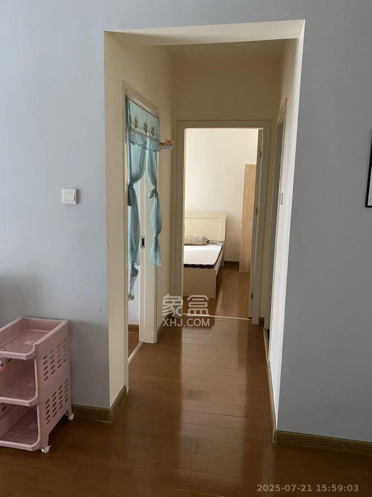 卓越浅水湾  3室2厅1卫    2500.0元/月 卓越浅水湾  3室2厅1卫    2500.0元/月室内图