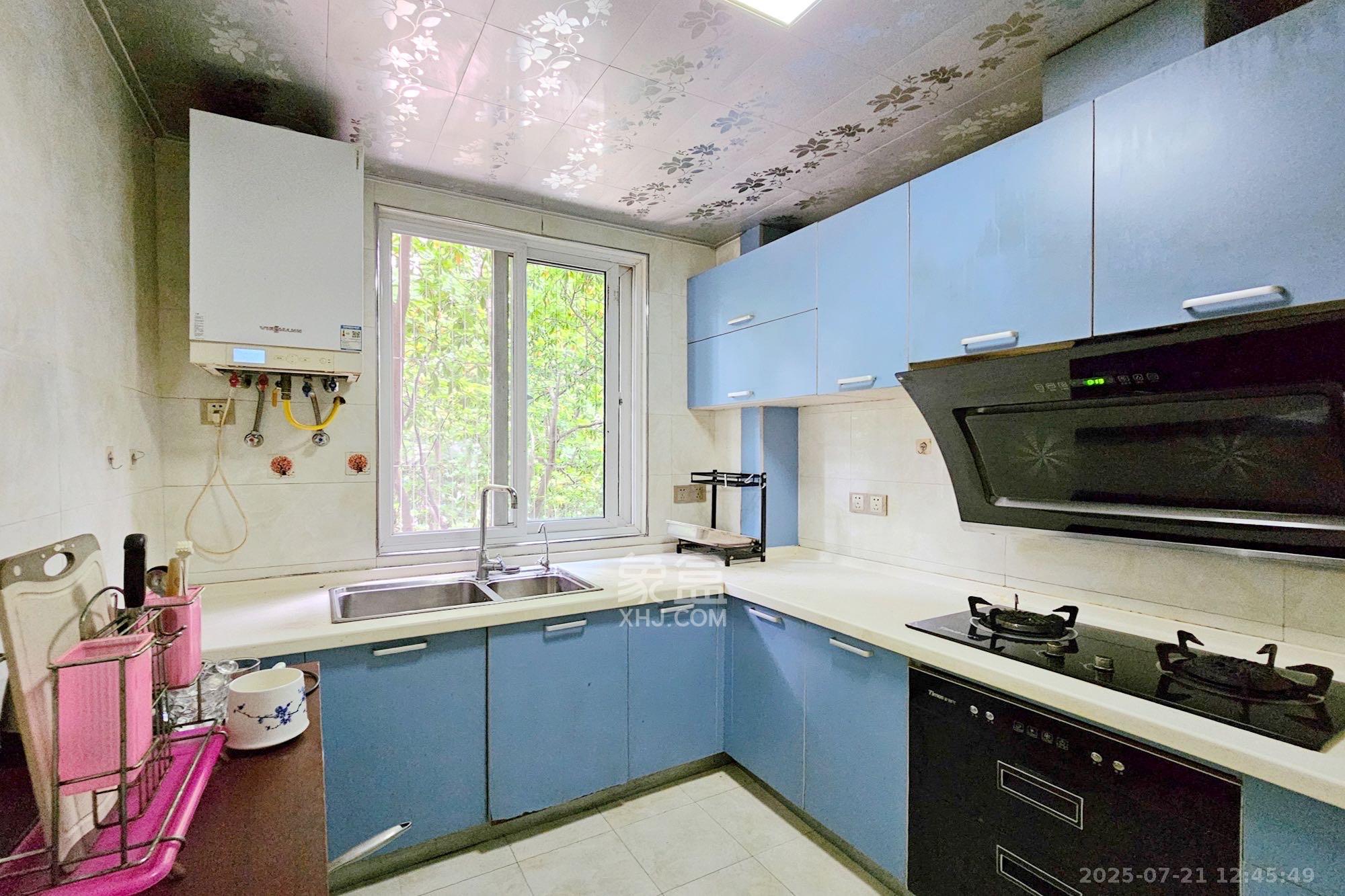 嘉宇盛世华章  3室1厅2卫    2900.0元/月室内图