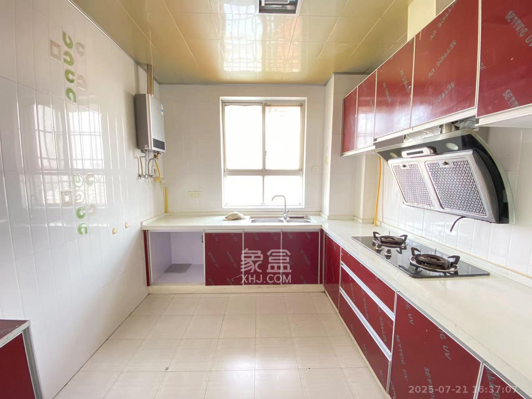 活力康城  3室2厅2卫    3000.0元/月室内图