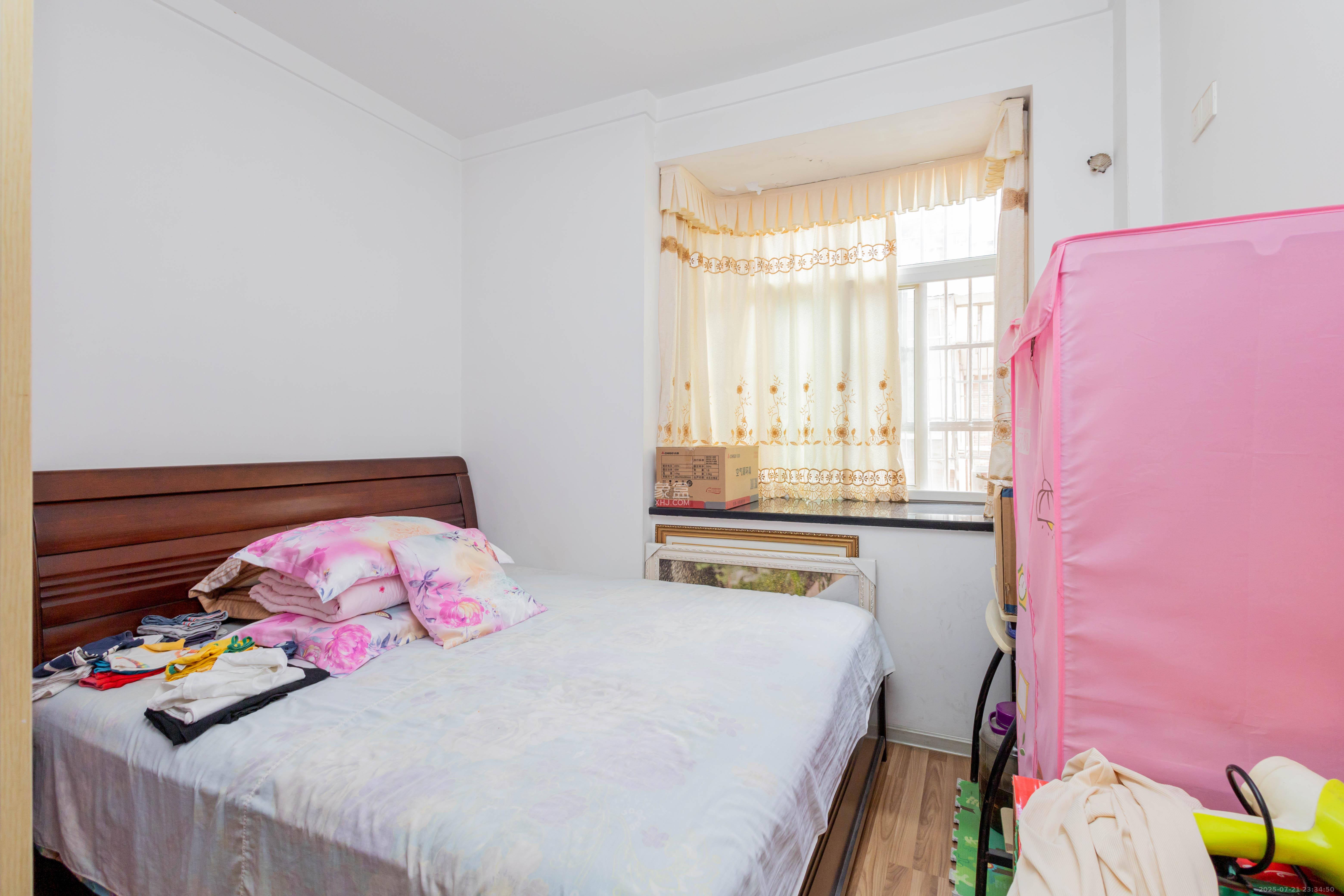 星城国际 3室2厅2卫 48.8万 星城国际 3室2厅2卫 48.8万卧室