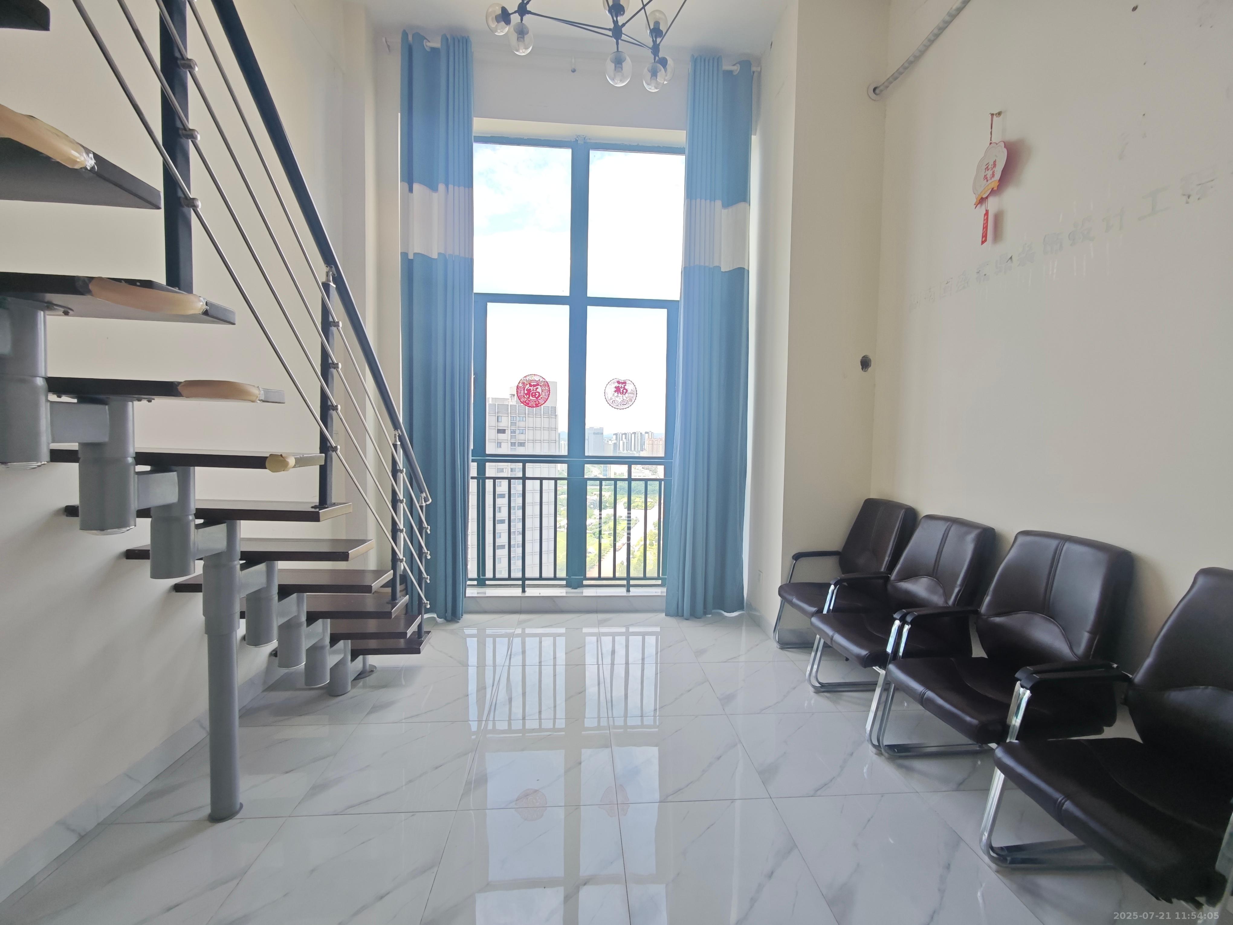 洋湖时代 1室1厅1卫 1300.0元/月 洋湖时代 1室1厅1卫 1300.0元/月室内图