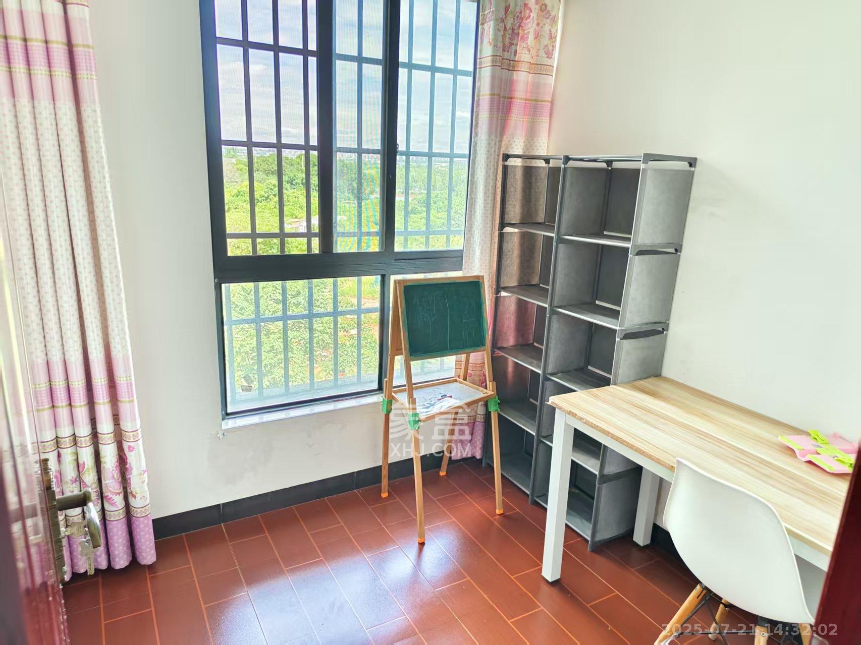 德惠雅苑(众星湘港公馆) 3室2厅1卫 2000.0元/月 德惠雅苑(众星湘港公馆) 3室2厅1卫 2000.0元/月室内图