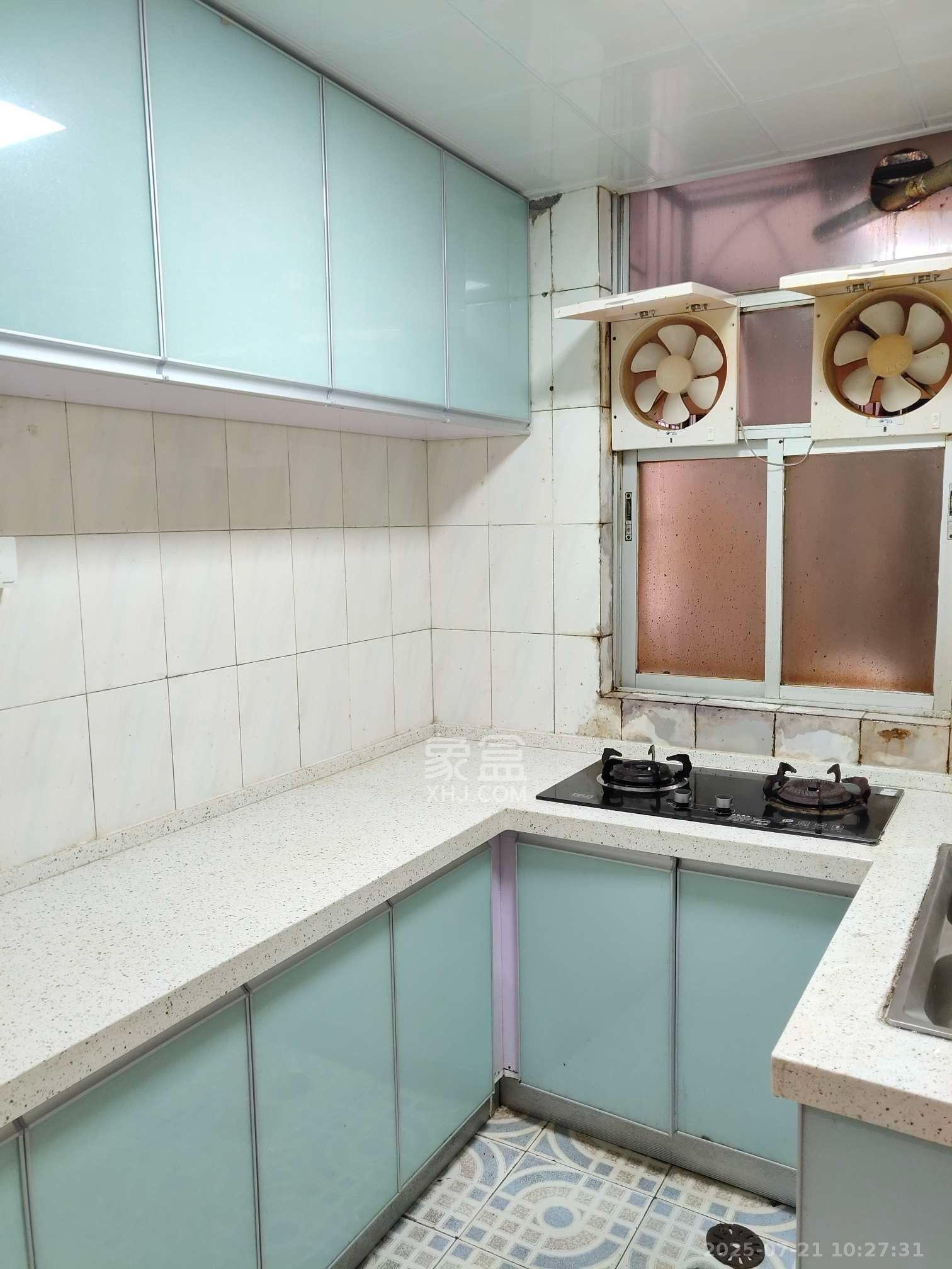 城市花园 3室1厅1卫 2900.0元/月 城市花园 3室1厅1卫 2900.0元/月室内图