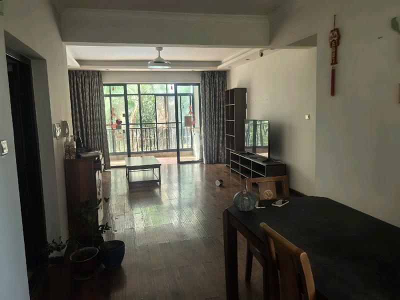 学苑公馆 3室2厅1卫 2700.0元/月 学苑公馆 3室2厅1卫 2700.0元/月室内图