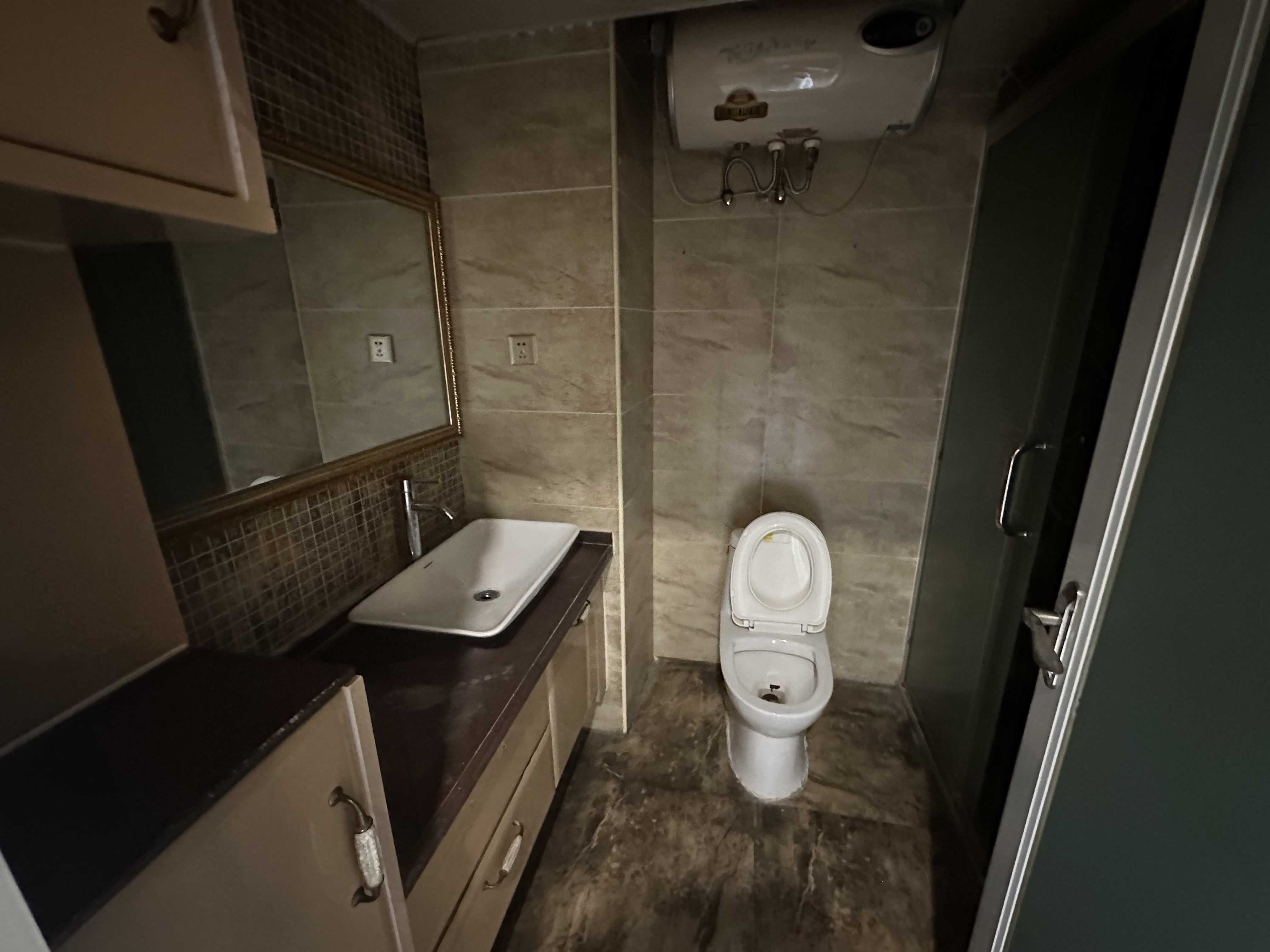 万豪城市花园 1室1厅1卫 21.8万 万豪城市花园 1室1厅1卫 21.8万客厅