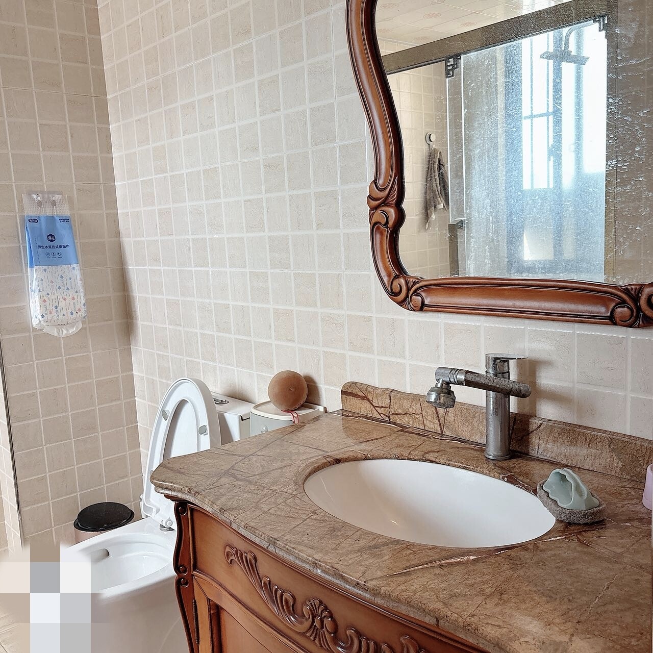 海秀花园 3室2厅2卫 3200.0元/月 海秀花园 3室2厅2卫 3200.0元/月室内图