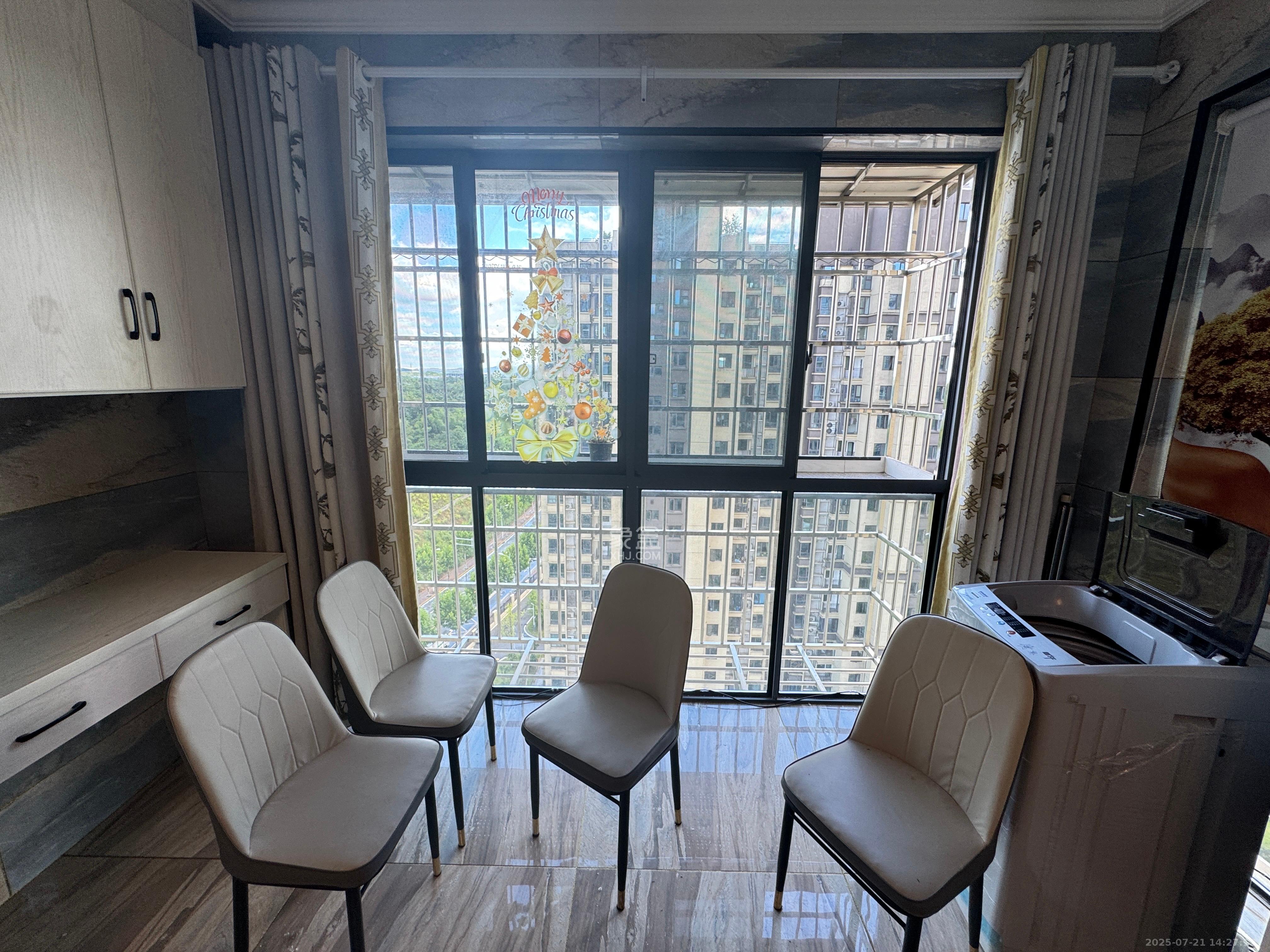 三益家园  2室2厅1卫    1600.0元/月室内图