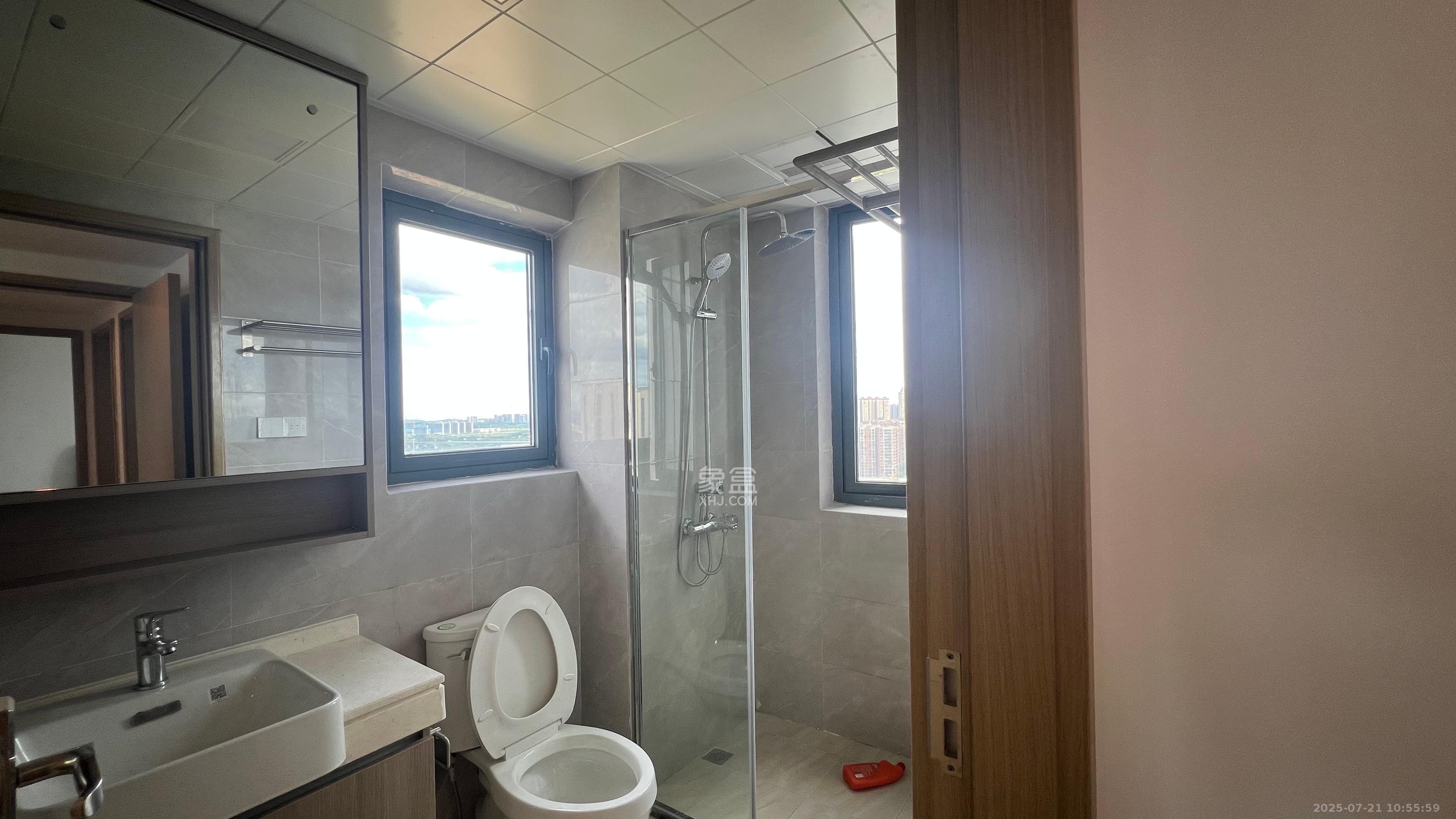 清控湖山雅居北区 4室2厅2卫 3200.0元/月 清控湖山雅居北区 4室2厅2卫 3200.0元/月室内图