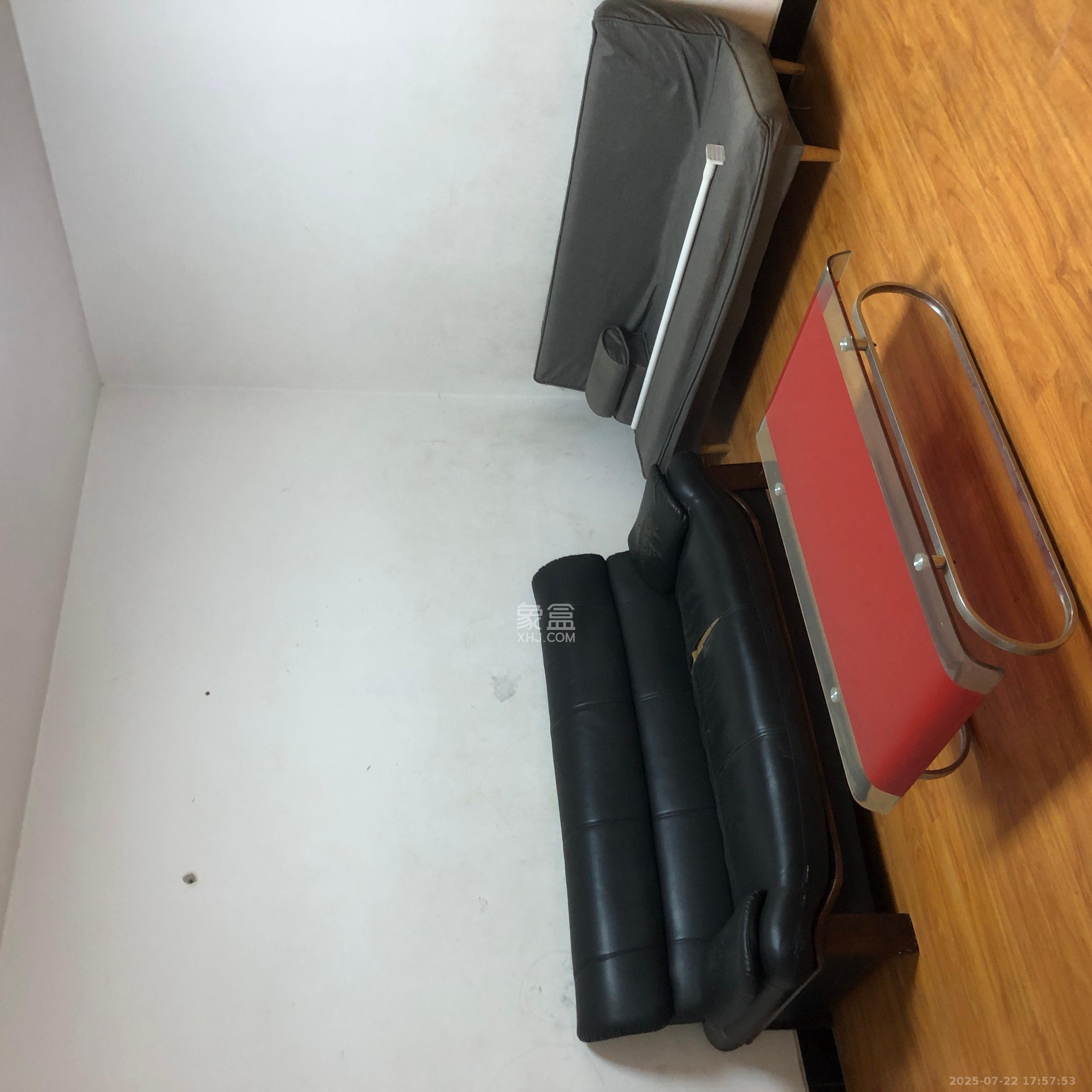 中南汽车世界  2室2厅1卫    1200.0元/月 中南汽车世界  2室2厅1卫    1200.0元/月室内图