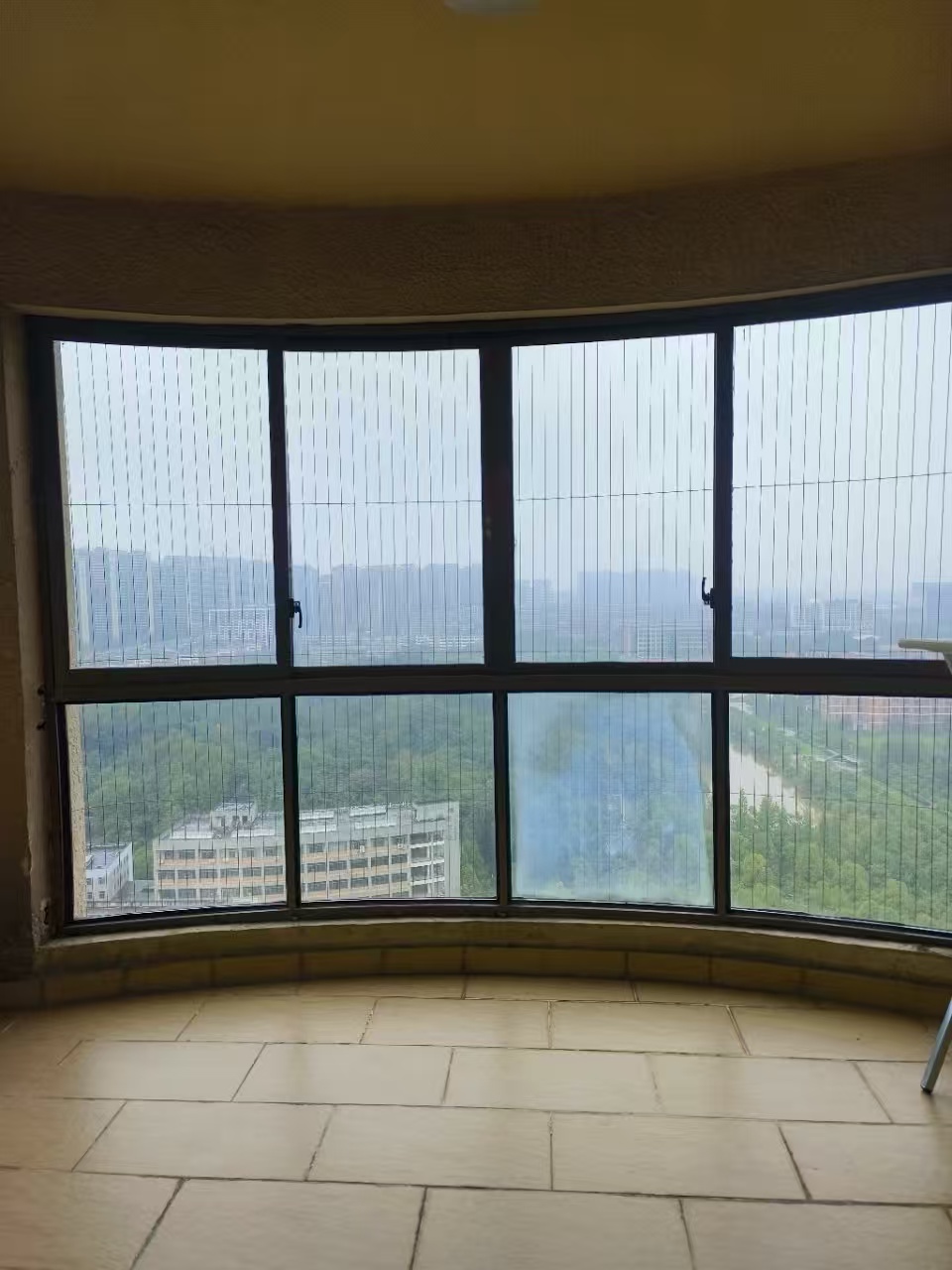 碧桂园 4室2厅2卫 1800.0元/月 碧桂园 4室2厅2卫 1800.0元/月室内图