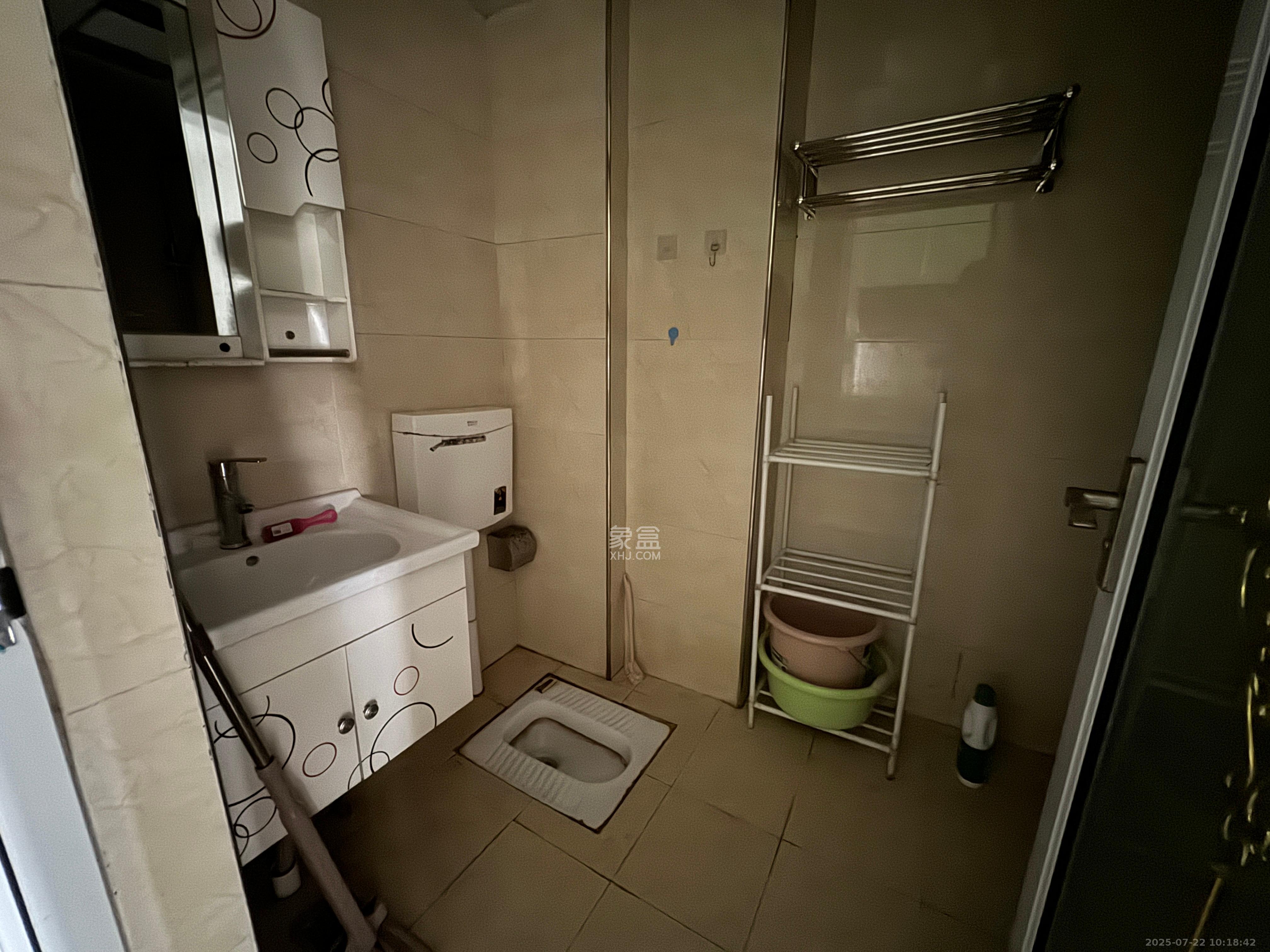 保利麓谷林语I区 1室1厅1卫 1200.0元/月 保利麓谷林语I区 1室1厅1卫 1200.0元/月室内图