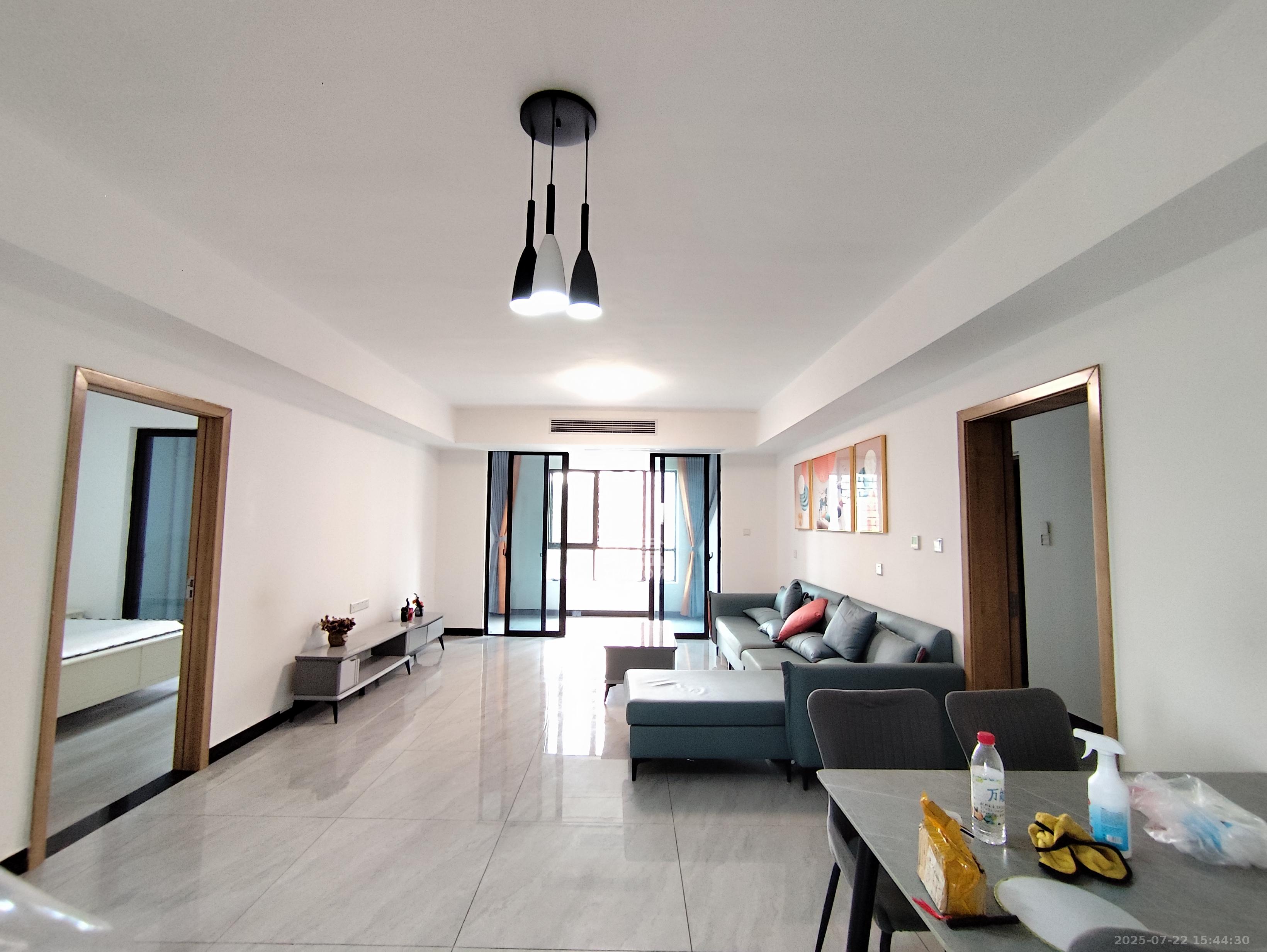 湘水郡(兴旺小爱同学)  4室2厅2卫    2400.0元/月 湘水郡(兴旺小爱同学)  4室2厅2卫    2400.0元/月室内图