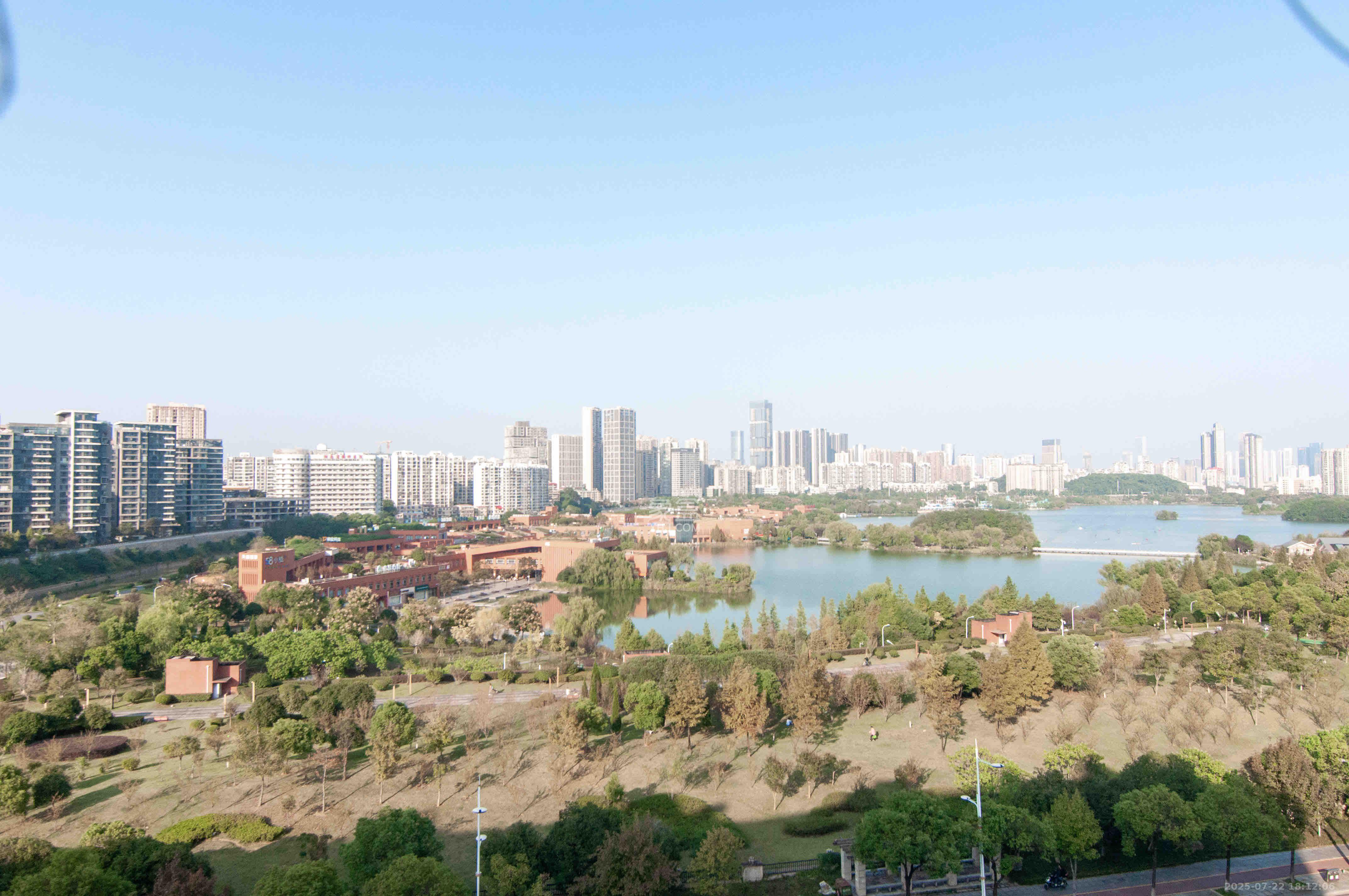 共和世家  3室2厅2卫   3800.00元/月室内图