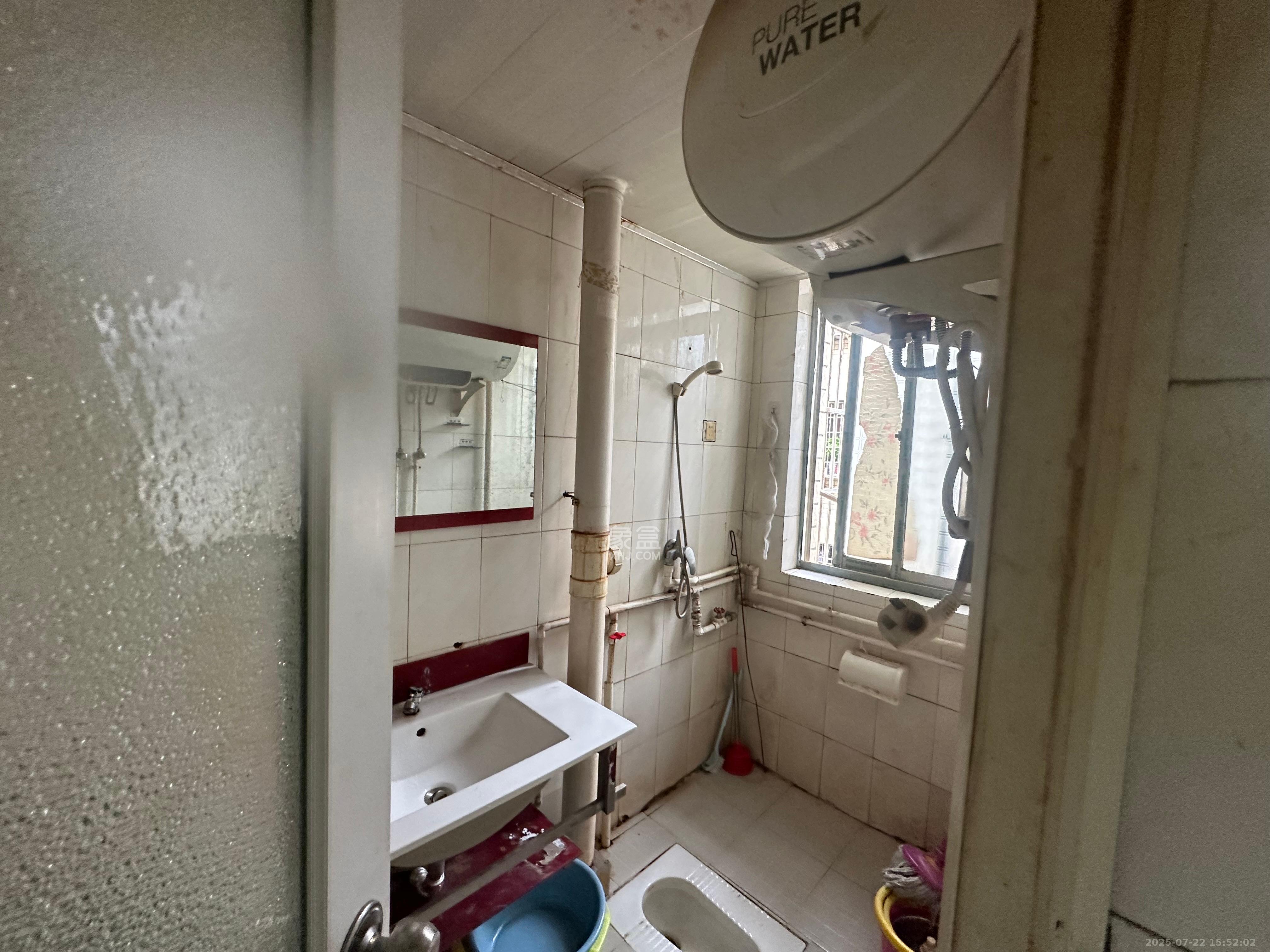 新合四村  2室2厅1卫    1000.0元/月室内图