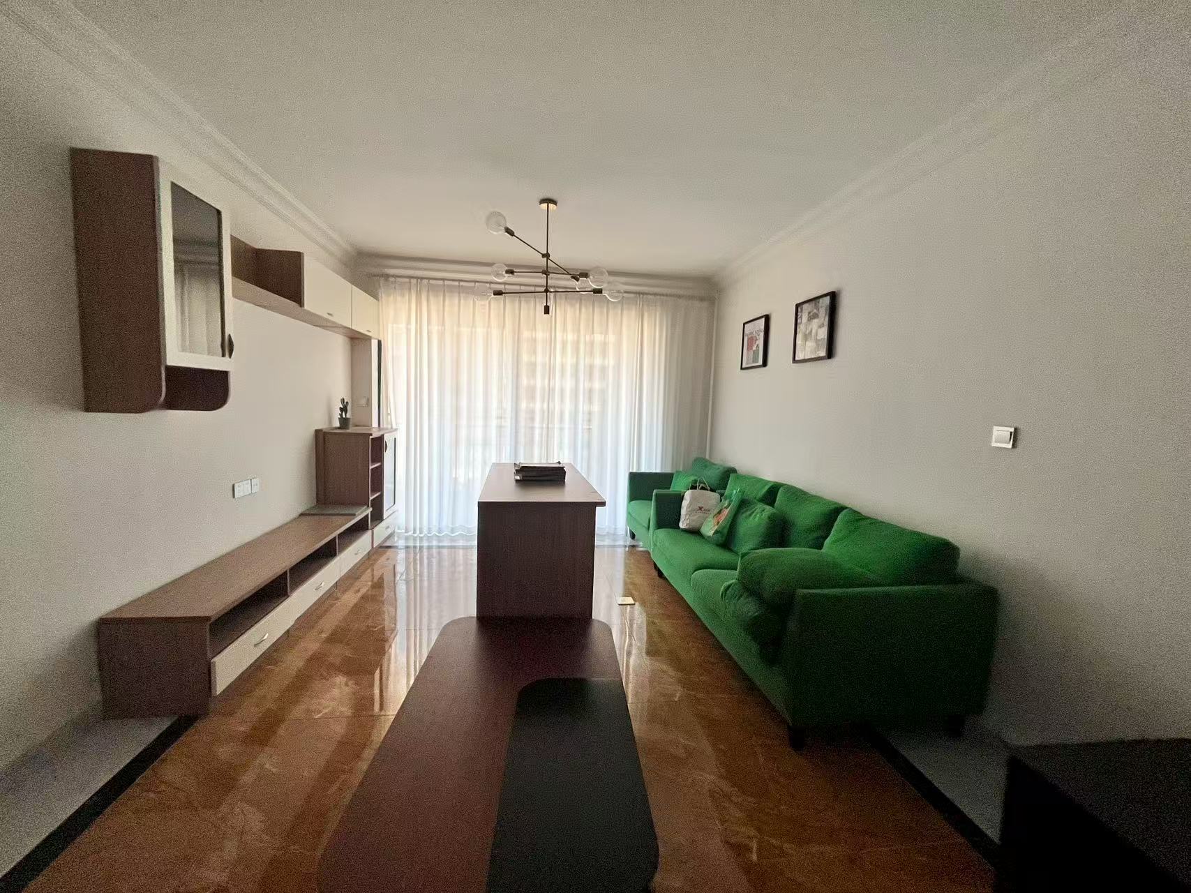 碧桂园梓山府 3室2厅2卫 2000.0元/月 碧桂园梓山府 3室2厅2卫 2000.0元/月室内图