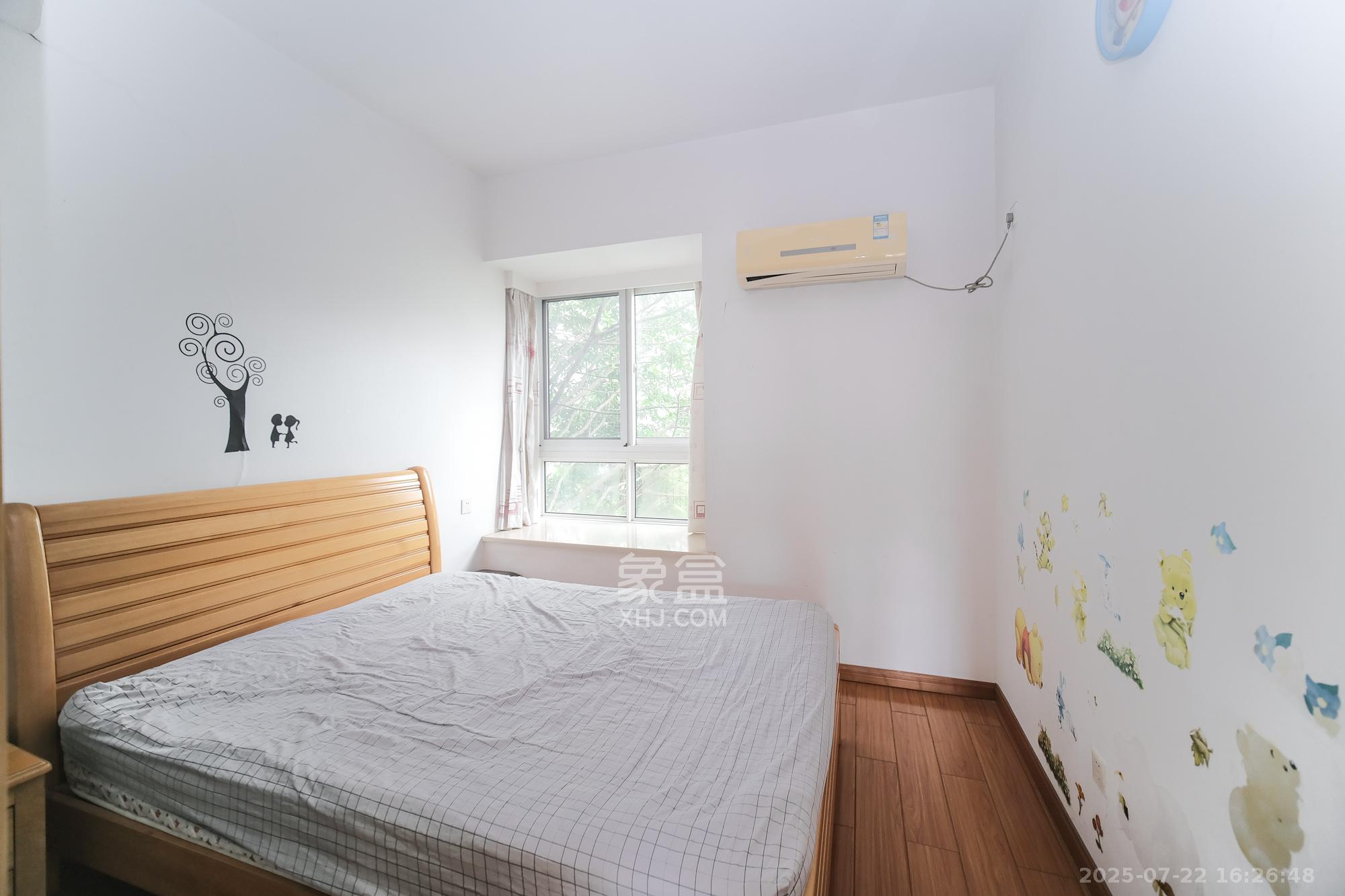 山水湾 3室2厅1卫 59.8万 山水湾 3室2厅1卫 59.8万卧室