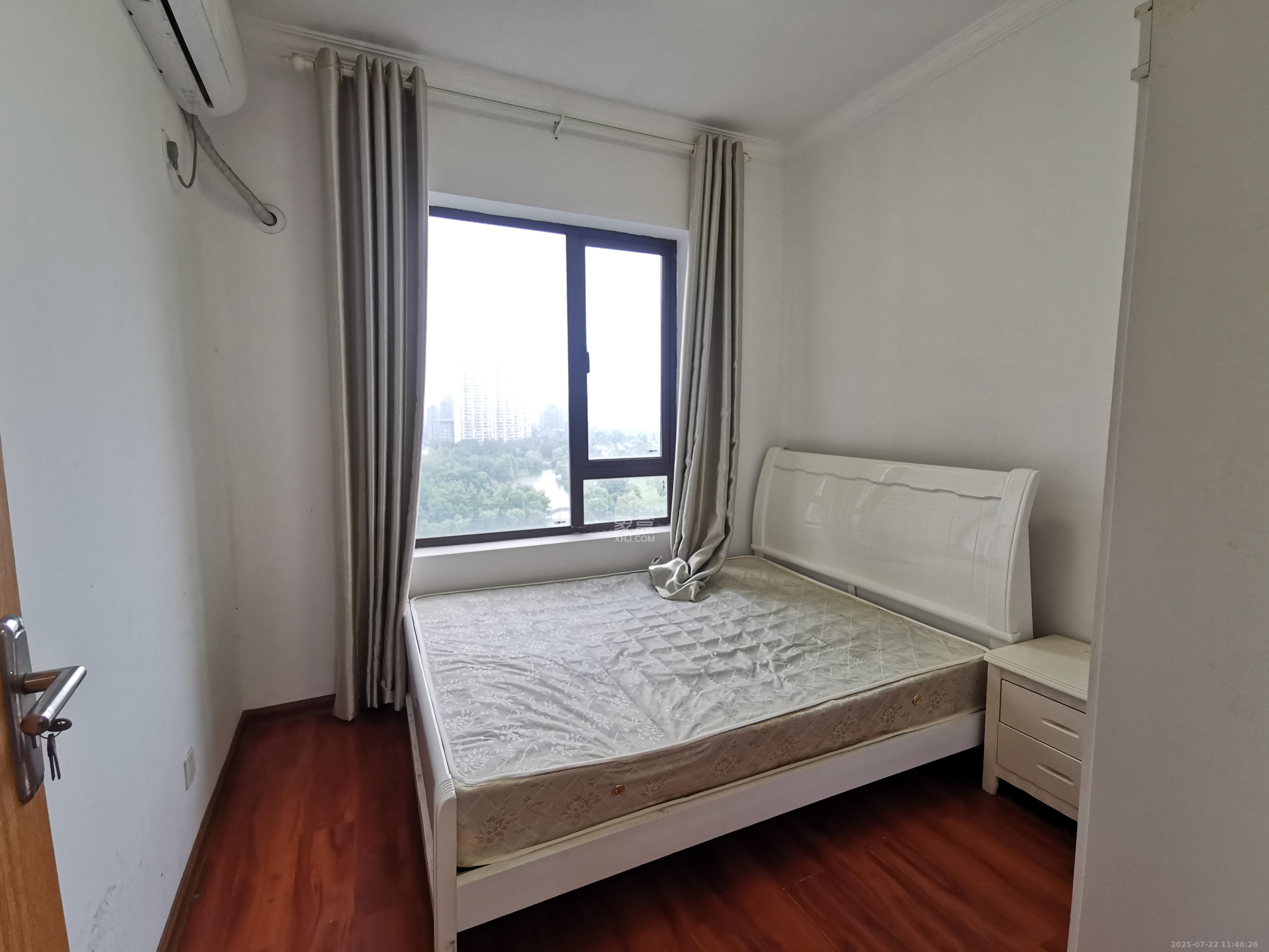 洋湖18克拉(旷远洋湖18克拉) 3室2厅2卫 3200.0元/月 洋湖18克拉(旷远洋湖18克拉) 3室2厅2卫 3200.0元/月室内图