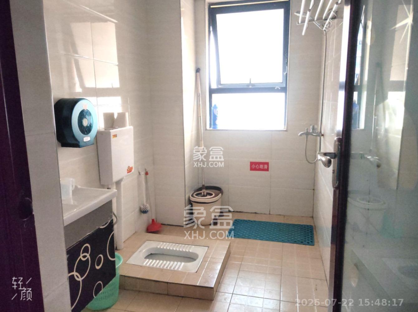 奥克斯广场  3室2厅1卫    3000.0元/月 奥克斯广场  3室2厅1卫    3000.0元/月室内图