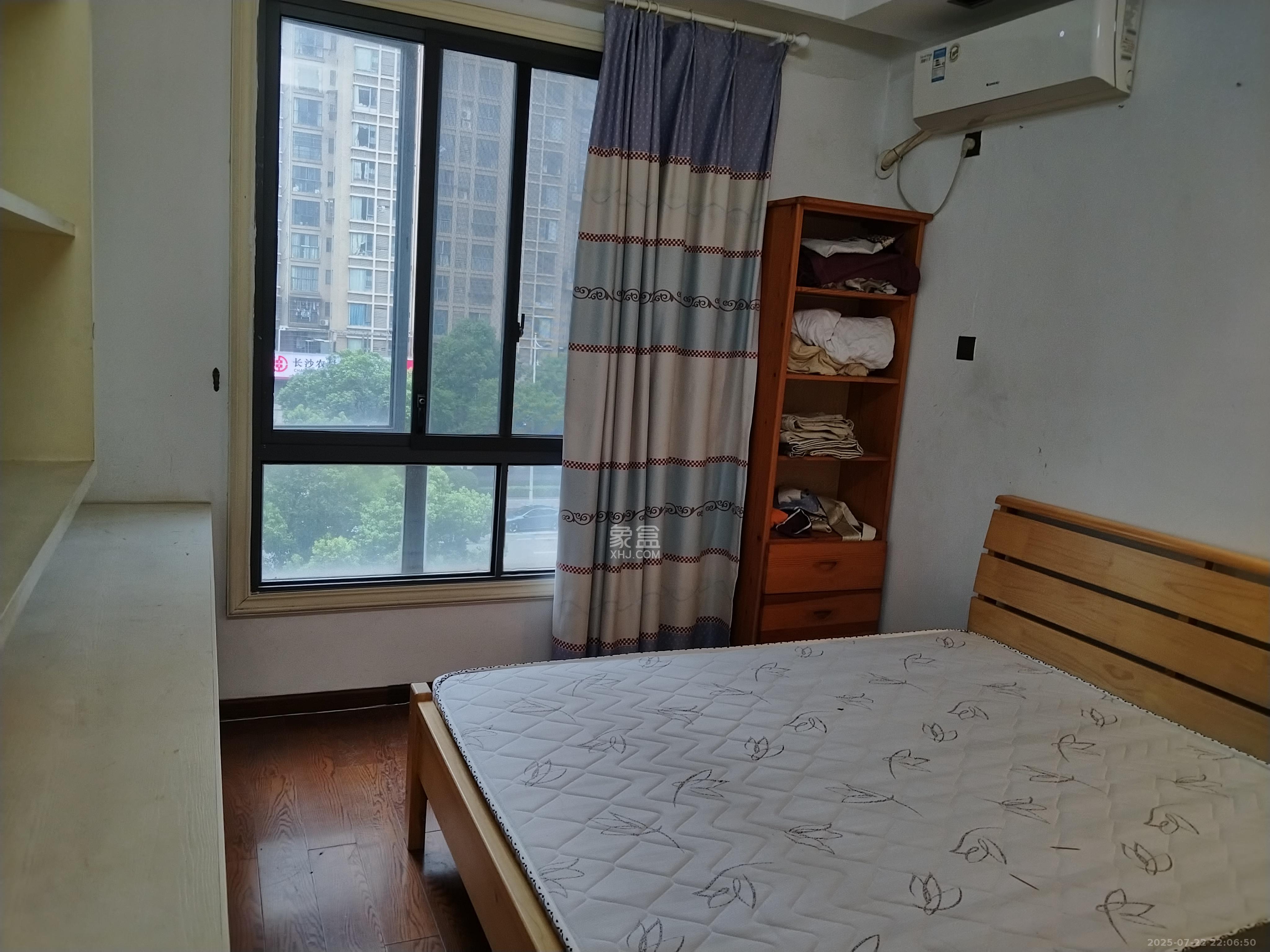 鑫远熙山 3室2厅1卫 2300.0元/月 鑫远熙山 3室2厅1卫 2300.0元/月室内图