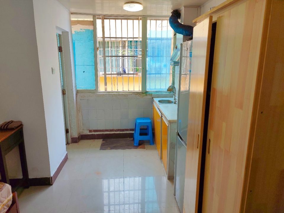 海星公寓 1室0厅1卫 1100.0元/月 海星公寓 1室0厅1卫 1100.0元/月室内图