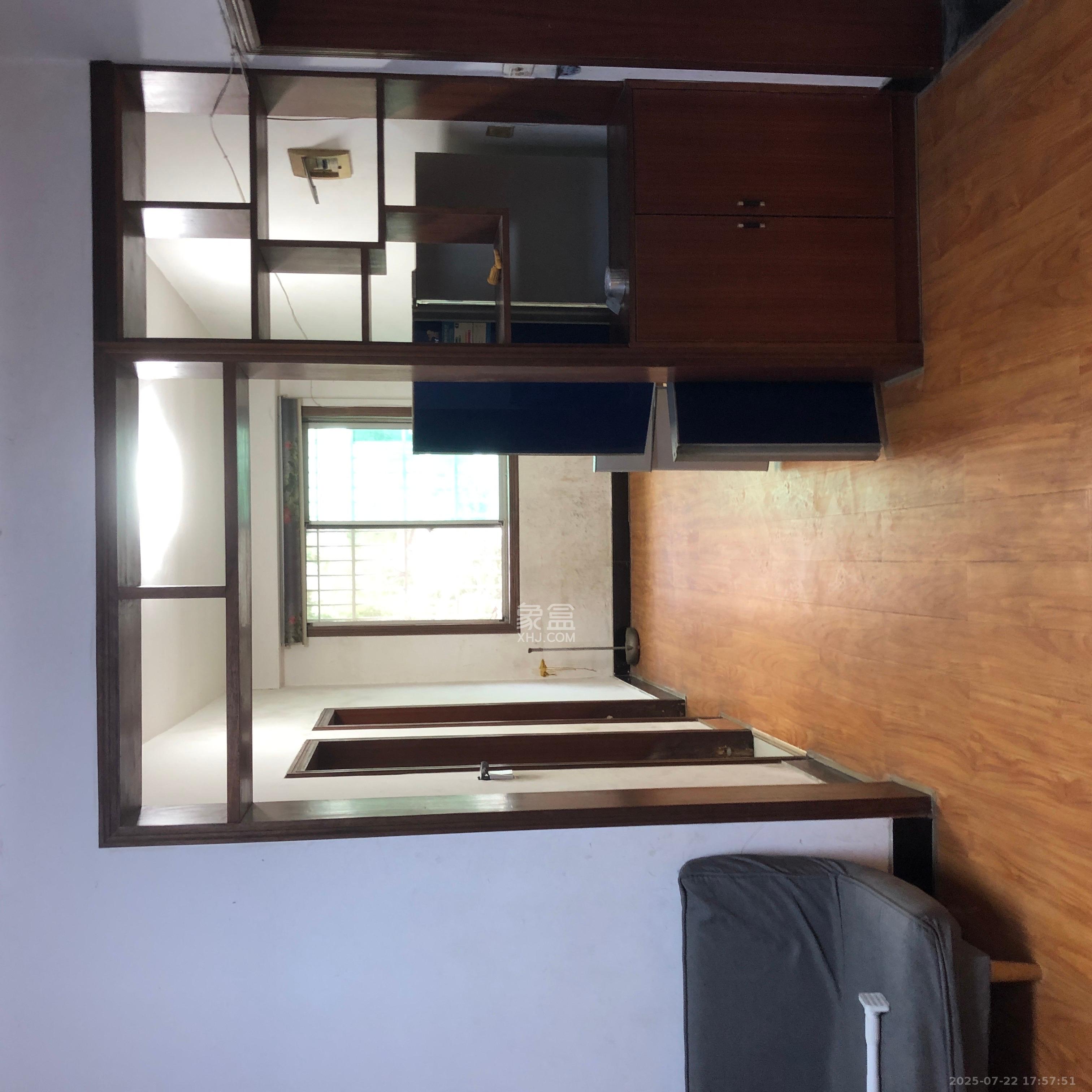 中南汽车世界  2室2厅1卫    1200.0元/月 中南汽车世界  2室2厅1卫    1200.0元/月室内图