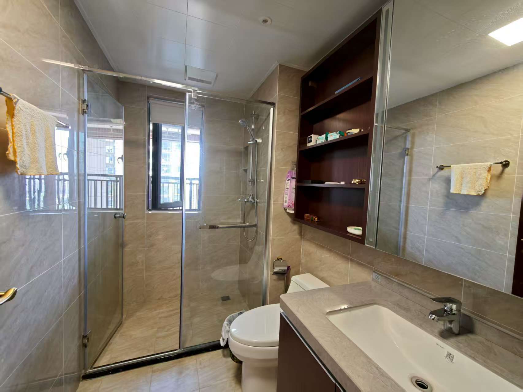 株洲恒大悦珑台  3室2厅2卫    200.0万室内图