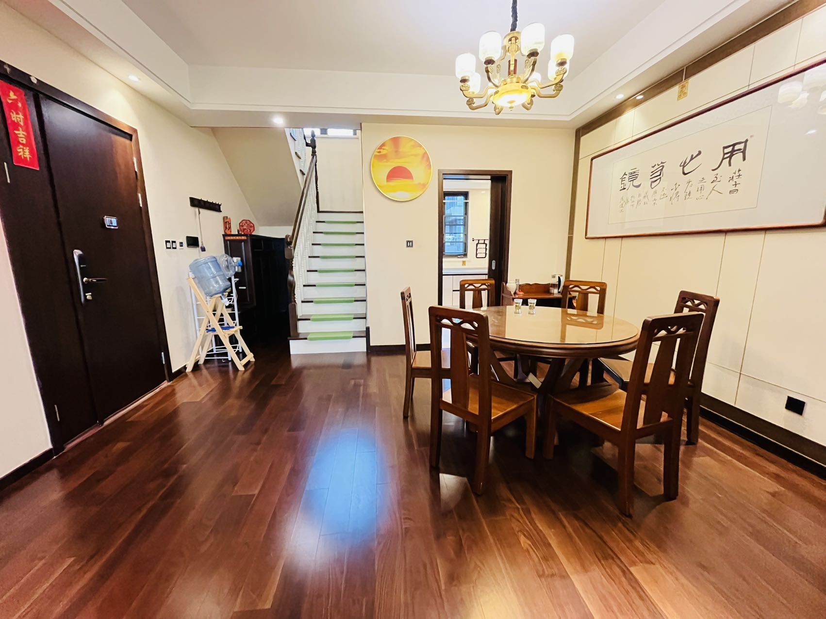 晋合湘水湾(花园洋房)  6室3厅3卫    458.0万 晋合湘水湾(花园洋房)  6室3厅3卫    458.0万室内图