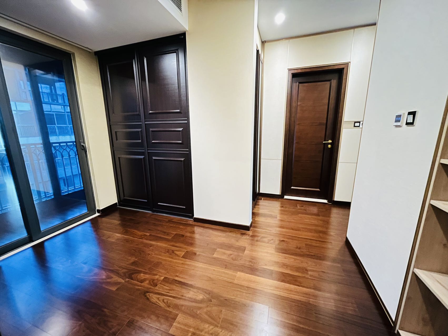 晋合湘水湾(花园洋房)  6室3厅3卫    458.0万 晋合湘水湾(花园洋房)  6室3厅3卫    458.0万室内图