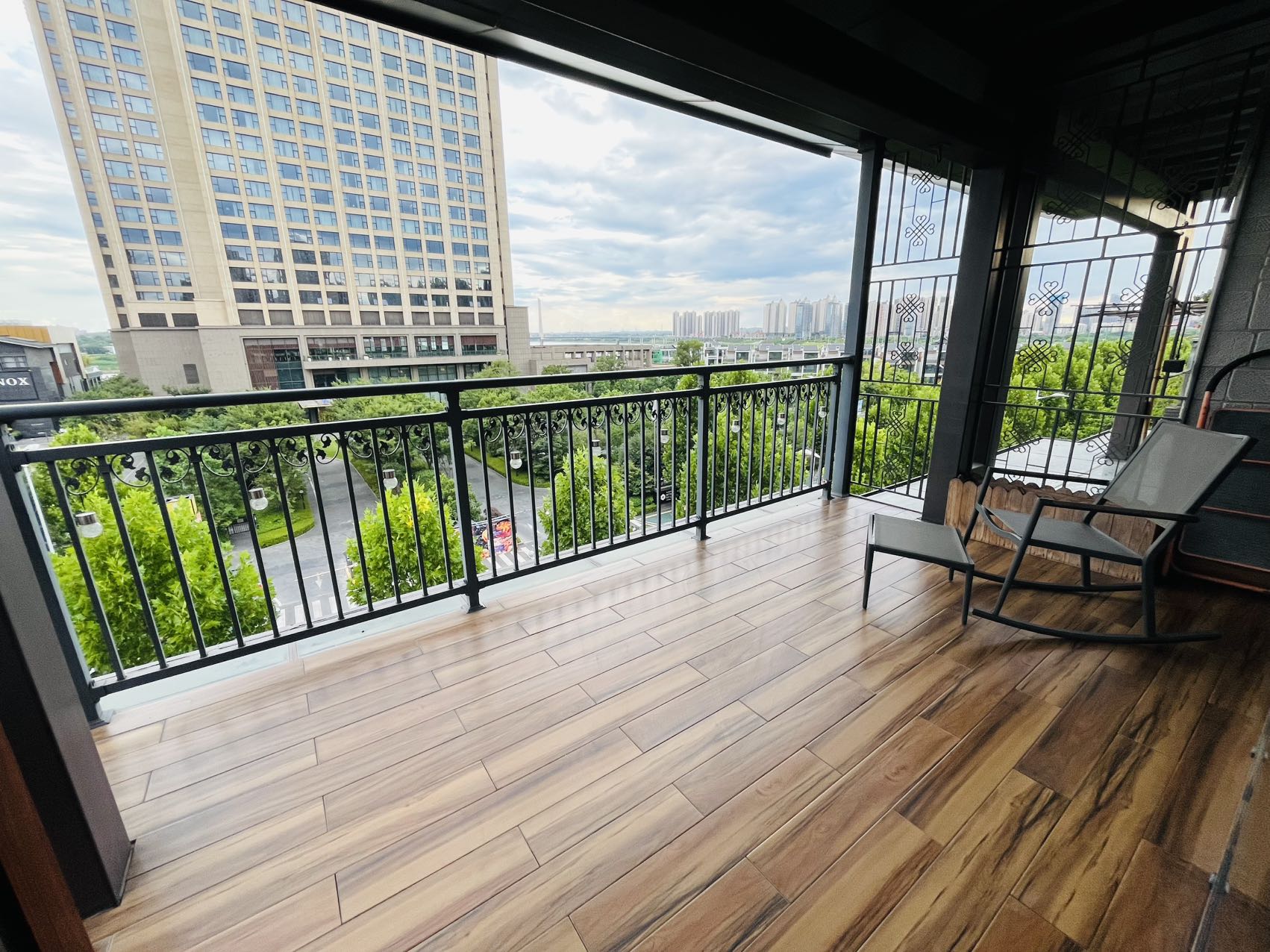 晋合湘水湾(花园洋房)  6室3厅3卫    458.0万 晋合湘水湾(花园洋房)  6室3厅3卫    458.0万室内图