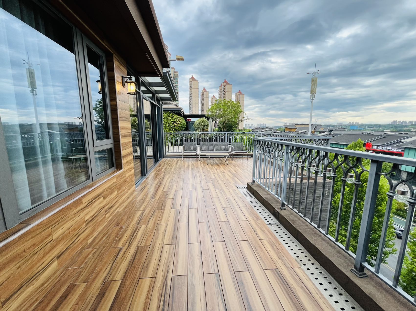 晋合湘水湾(花园洋房)  6室3厅3卫    458.0万 晋合湘水湾(花园洋房)  6室3厅3卫    458.0万室内图