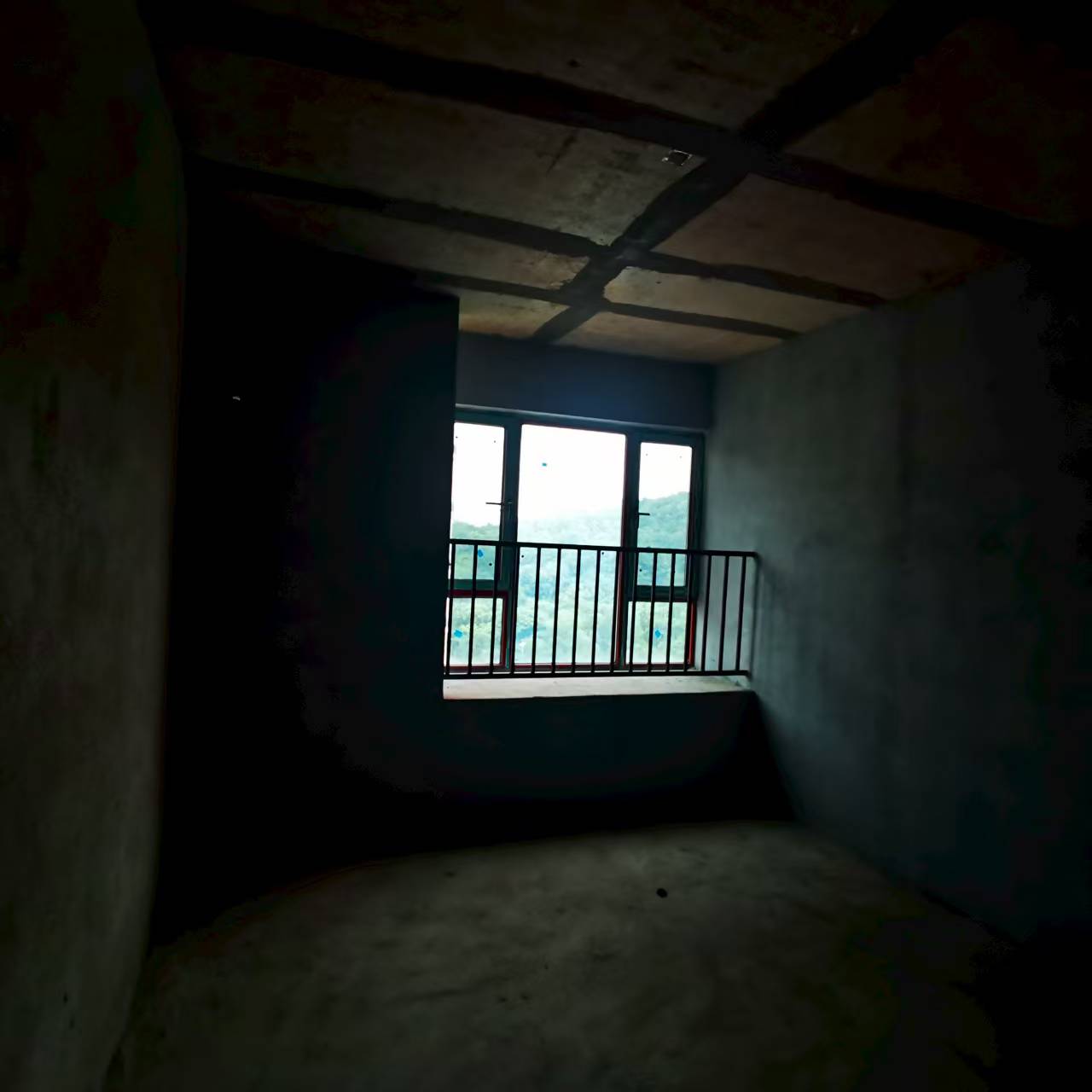 中甸.龙雲台 4室2厅2卫 80.0万 中甸.龙雲台 4室2厅2卫 80.0万室内图