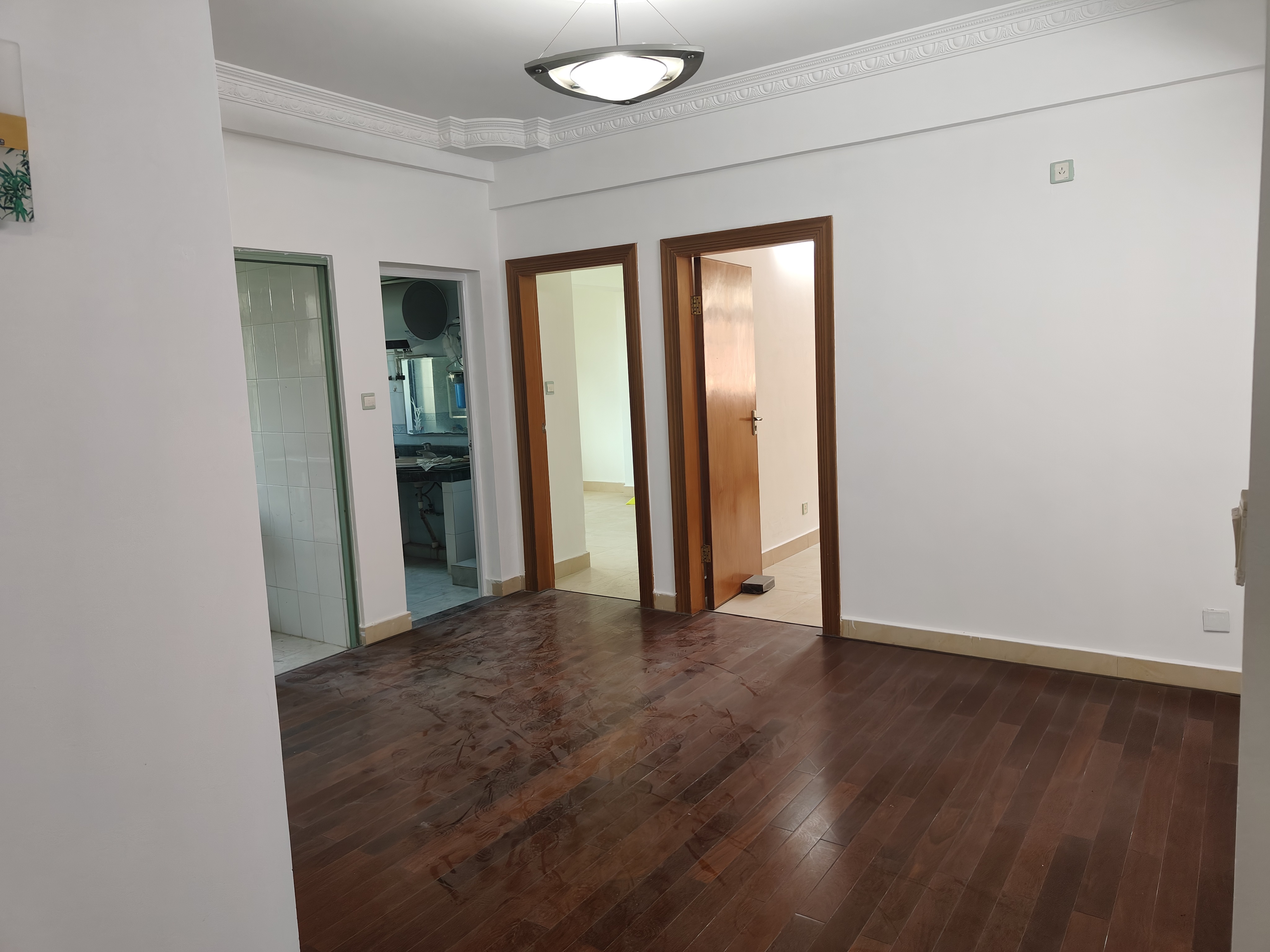 规划设计院宿舍(海甸岛德利路) 4室2厅2卫 3200.0元/月 规划设计院宿舍(海甸岛德利路) 4室2厅2卫 3200.0元/月室内图