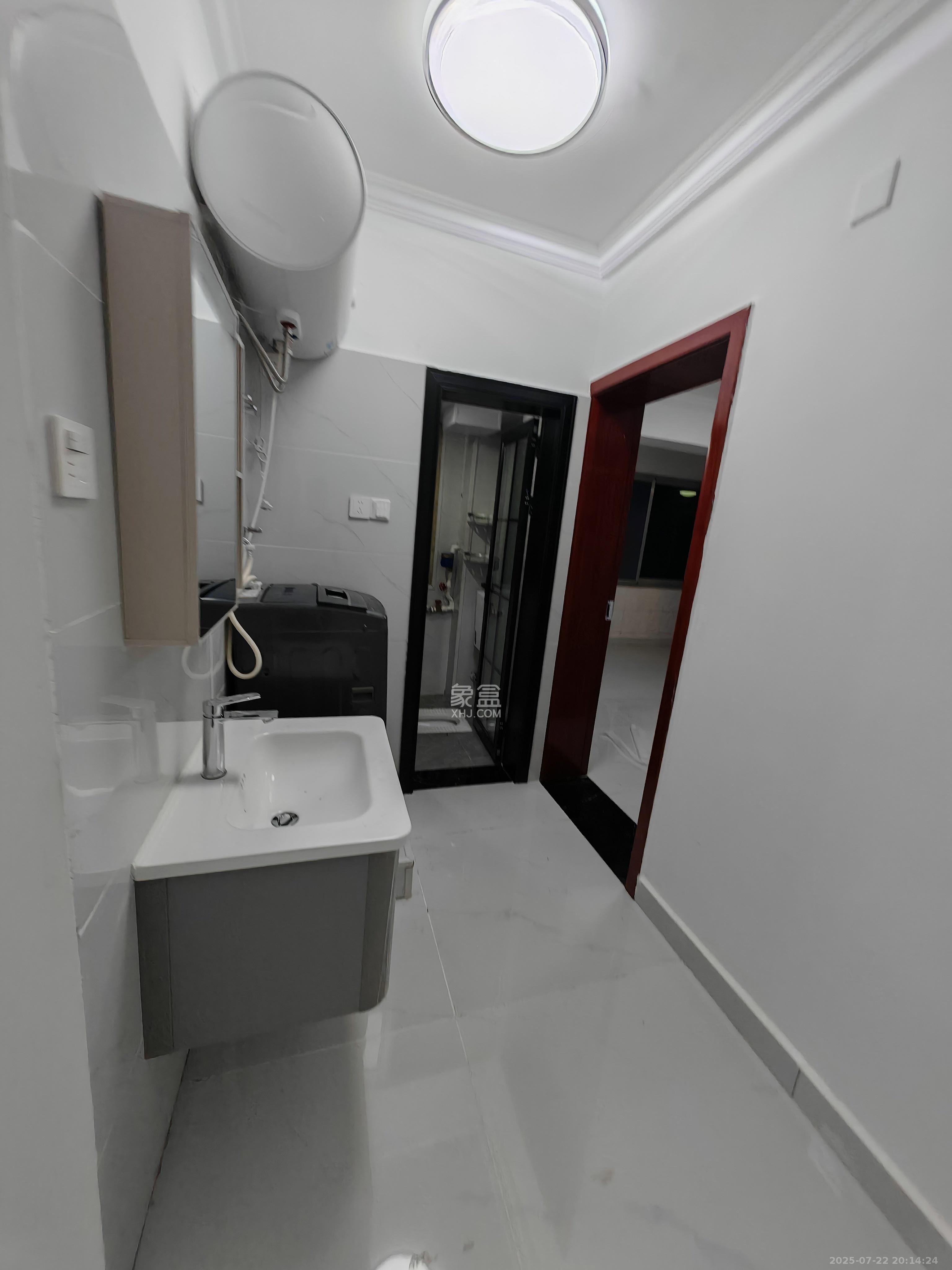 学宫街散盘 4室3厅2卫 2100.0元/月 学宫街散盘 4室3厅2卫 2100.0元/月室内图