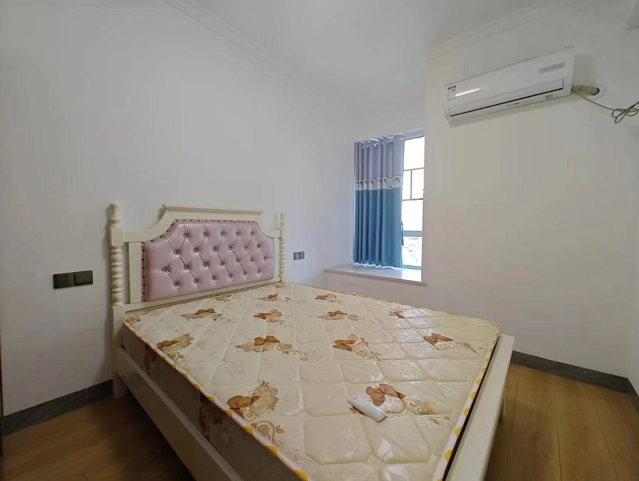 特变水木融城  3室2厅2卫    2500.0元/月室内图