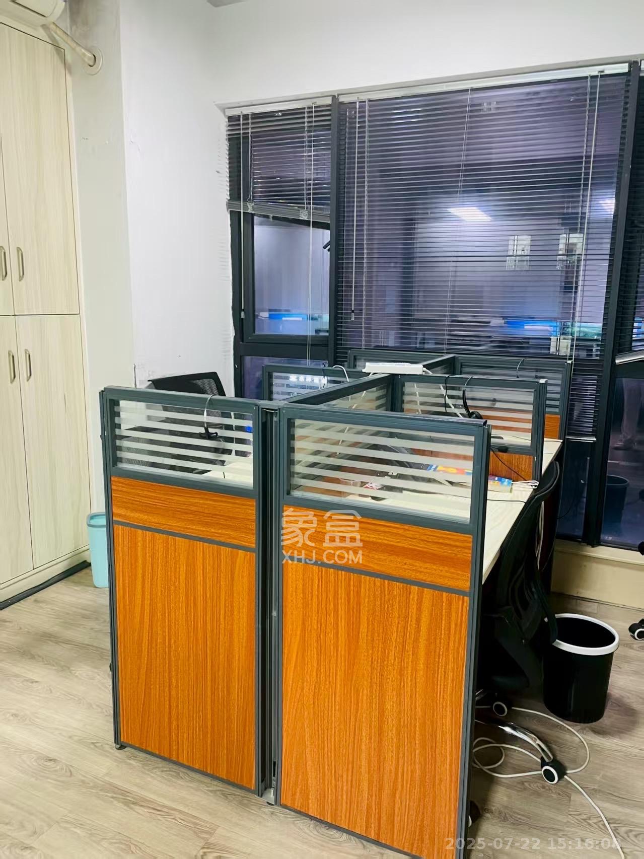 德思勤城市广场（宝格丽公寓）   98.0㎡      4000.0元/月室内图