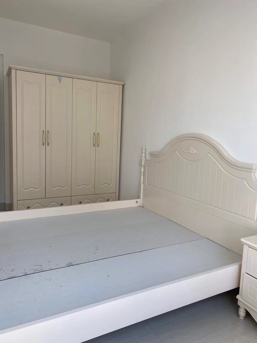 三林怡和园  3室2厅1卫    2600.0元/月室内图