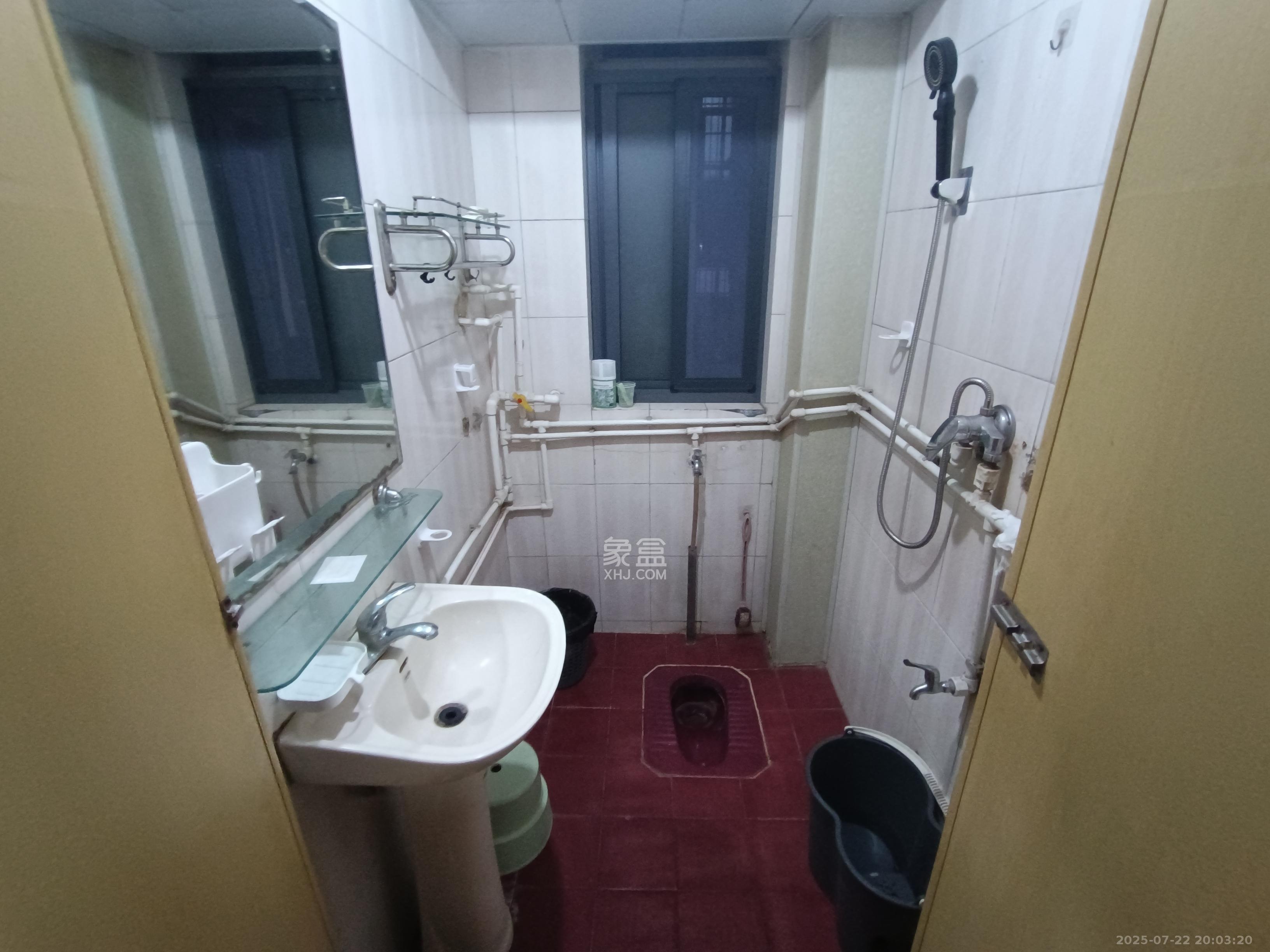 佳兴公寓  1室1厅1卫    3500.0元/月 佳兴公寓  1室1厅1卫    3500.0元/月室内图