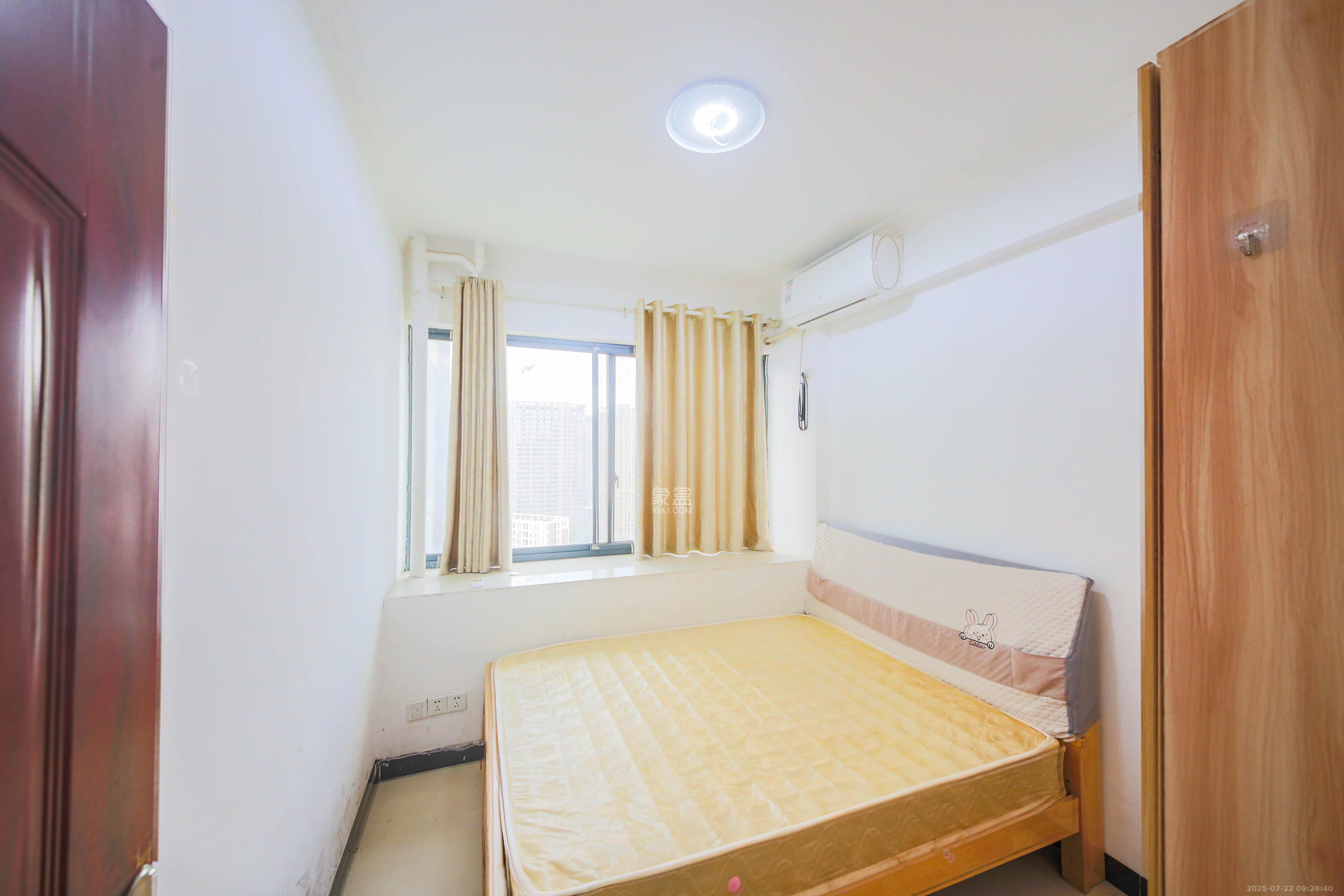 中南红领邦（红星嘉和苑）  3室2厅1卫   1800.00元/月室内图