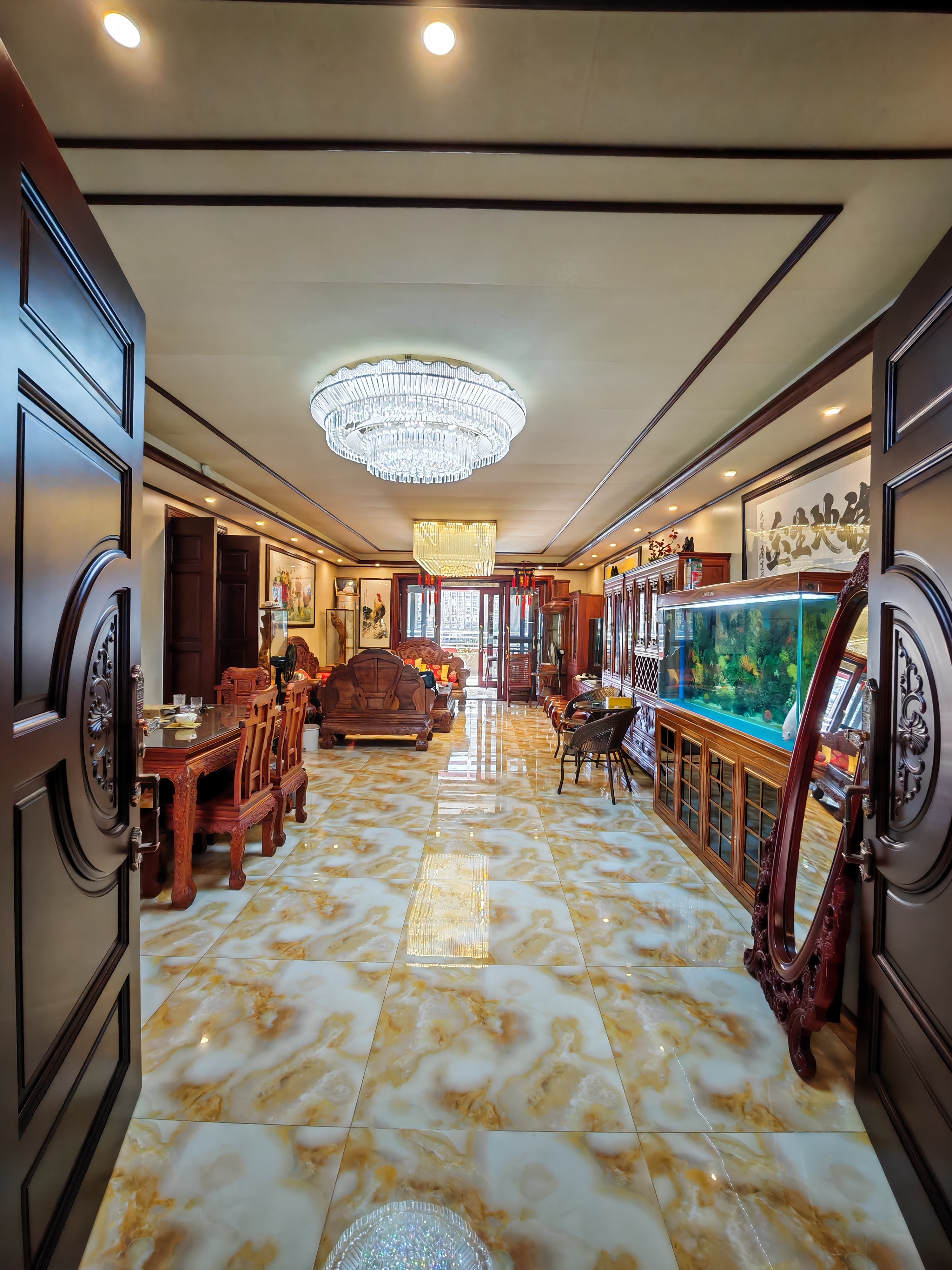 海阔天空-国瑞城三期(铂仕苑) 4室2厅3卫 9000.0元/月 海阔天空-国瑞城三期(铂仕苑) 4室2厅3卫 9000.0元/月室内图