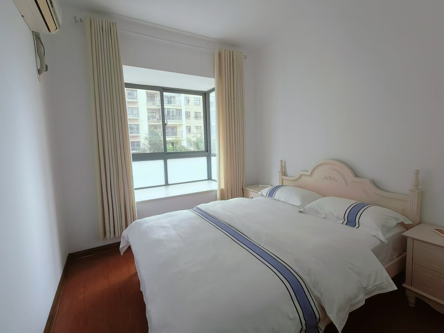 天门壹号 3室2厅2卫 2400.0元/月 天门壹号 3室2厅2卫 2400.0元/月室内图